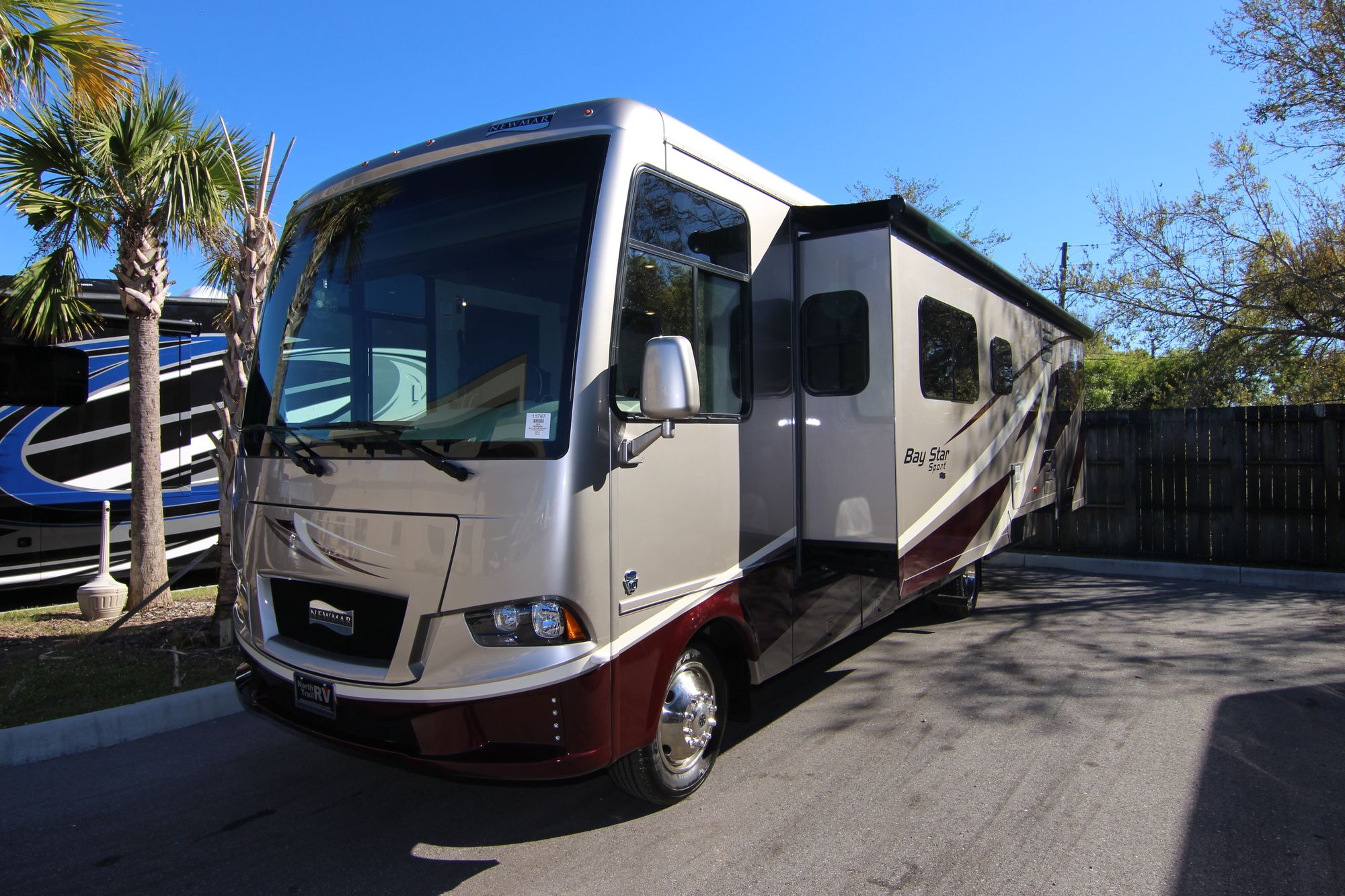 New 2019 Newmar Bay Star Sport 3014 Class A  For Sale