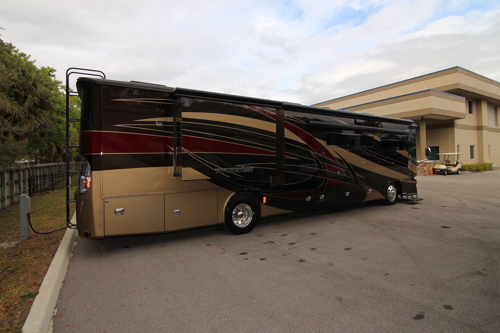 New 2019 Tiffin Motor Homes Phaeton 40 AH Class A  For Sale