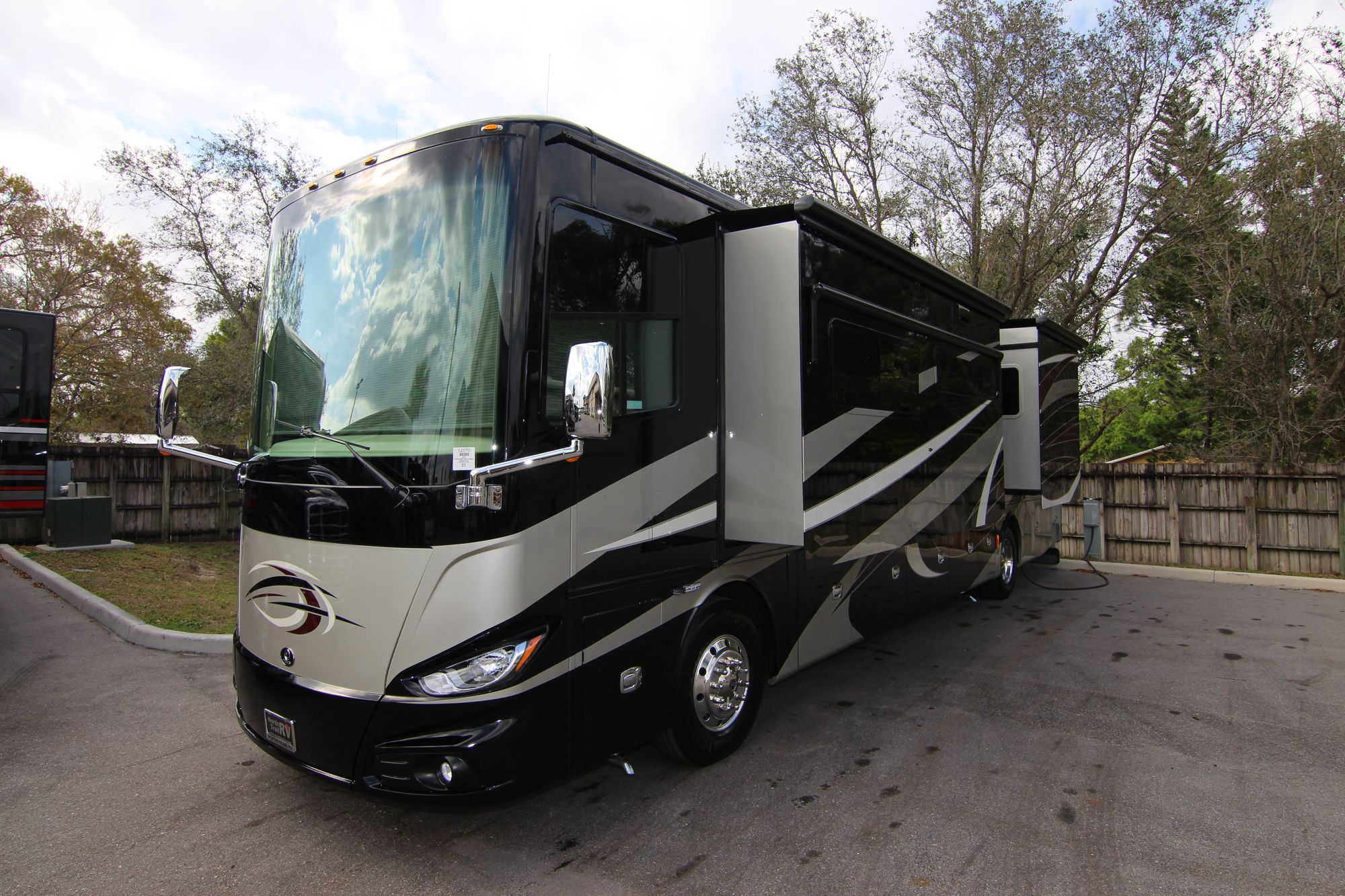 New 2019 Tiffin Motor Homes Phaeton 40 IH Class A  For Sale