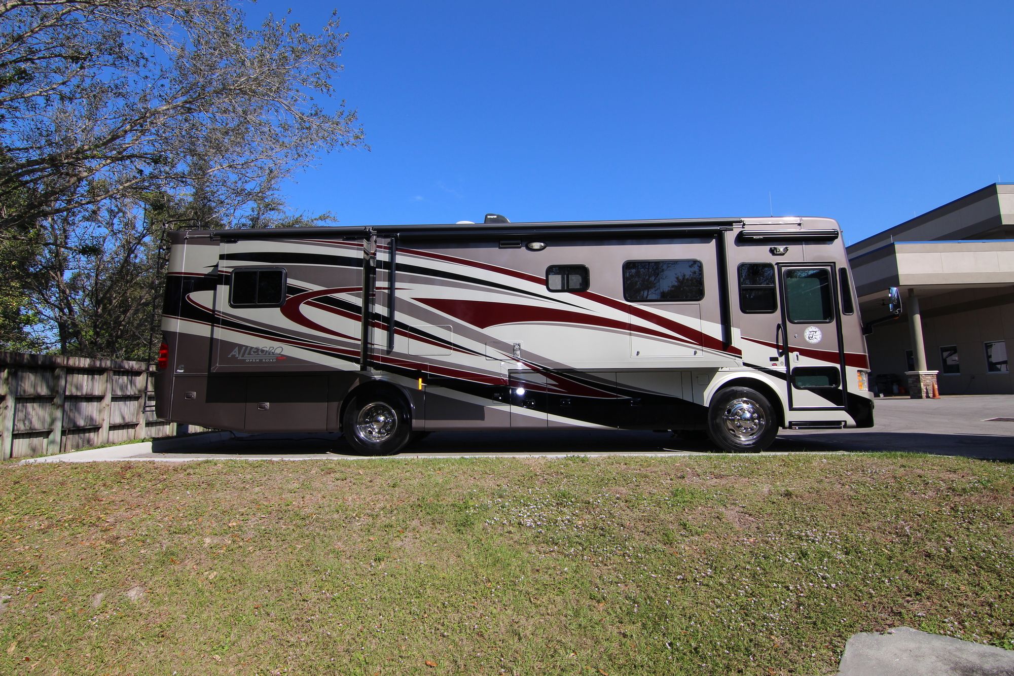 Used 2013 Tiffin Motor Homes Allegro Red 34QFA Class A  For Sale