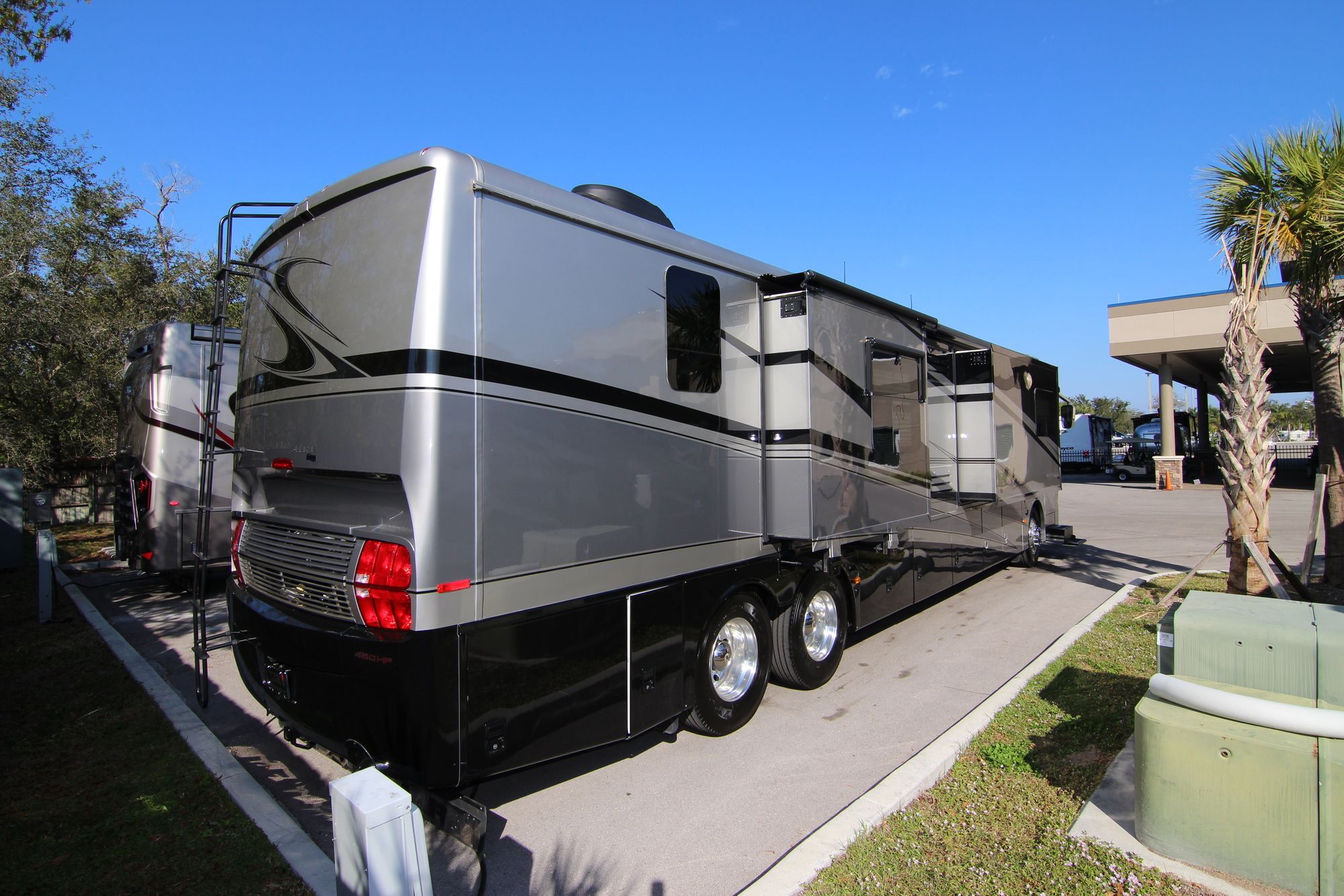 Used 2008 Newmar Mountain Aire 4528 Class A  For Sale