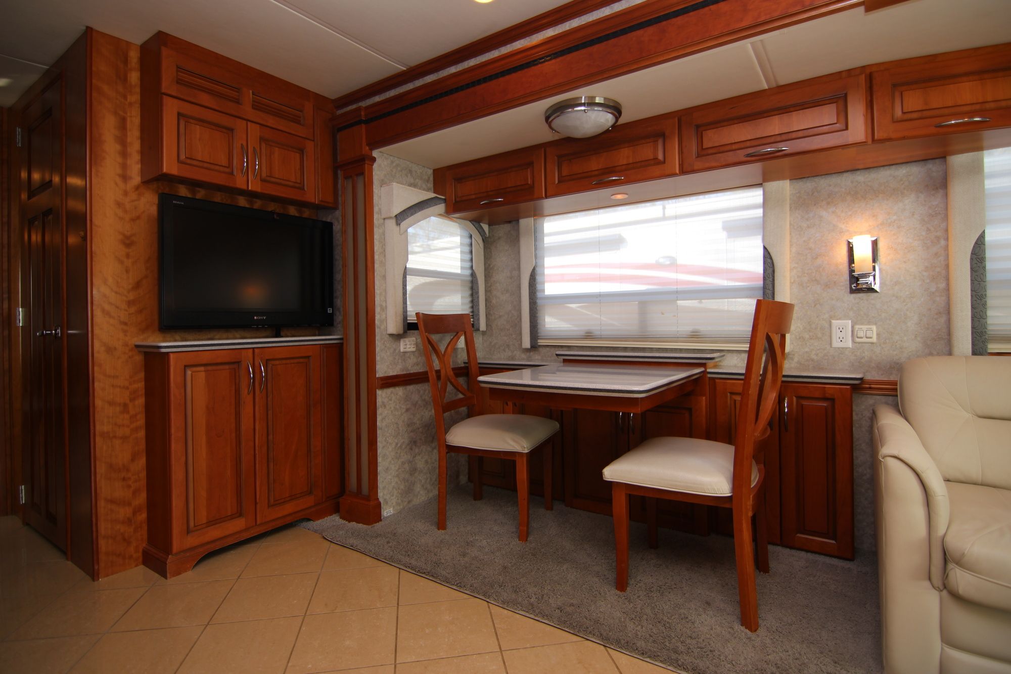 Used 2008 Newmar Mountain Aire 4528 Class A  For Sale