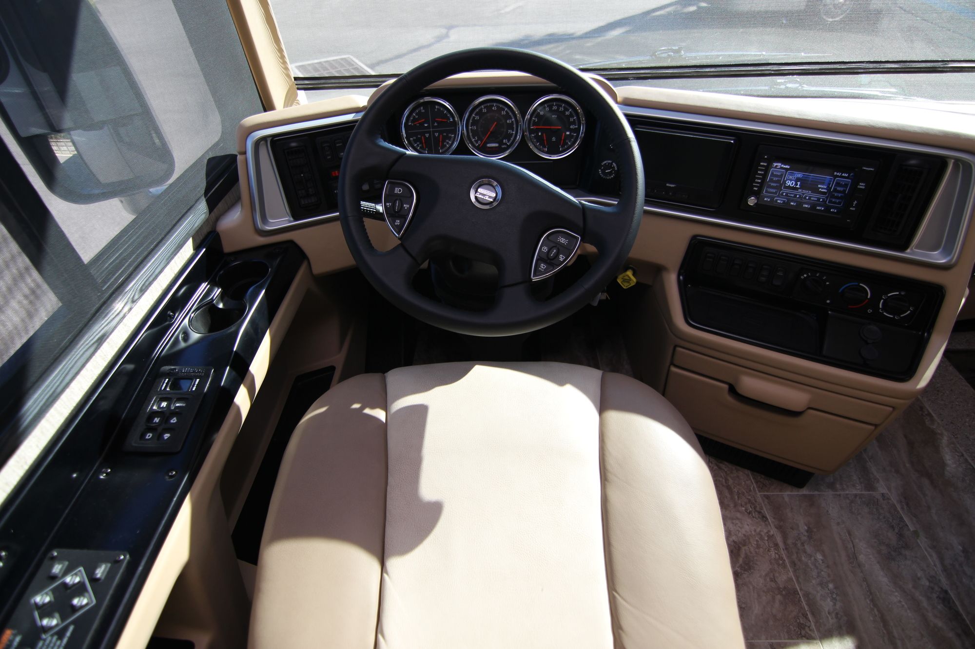 New 2019 Newmar Ventana Le 4002 Class A  For Sale