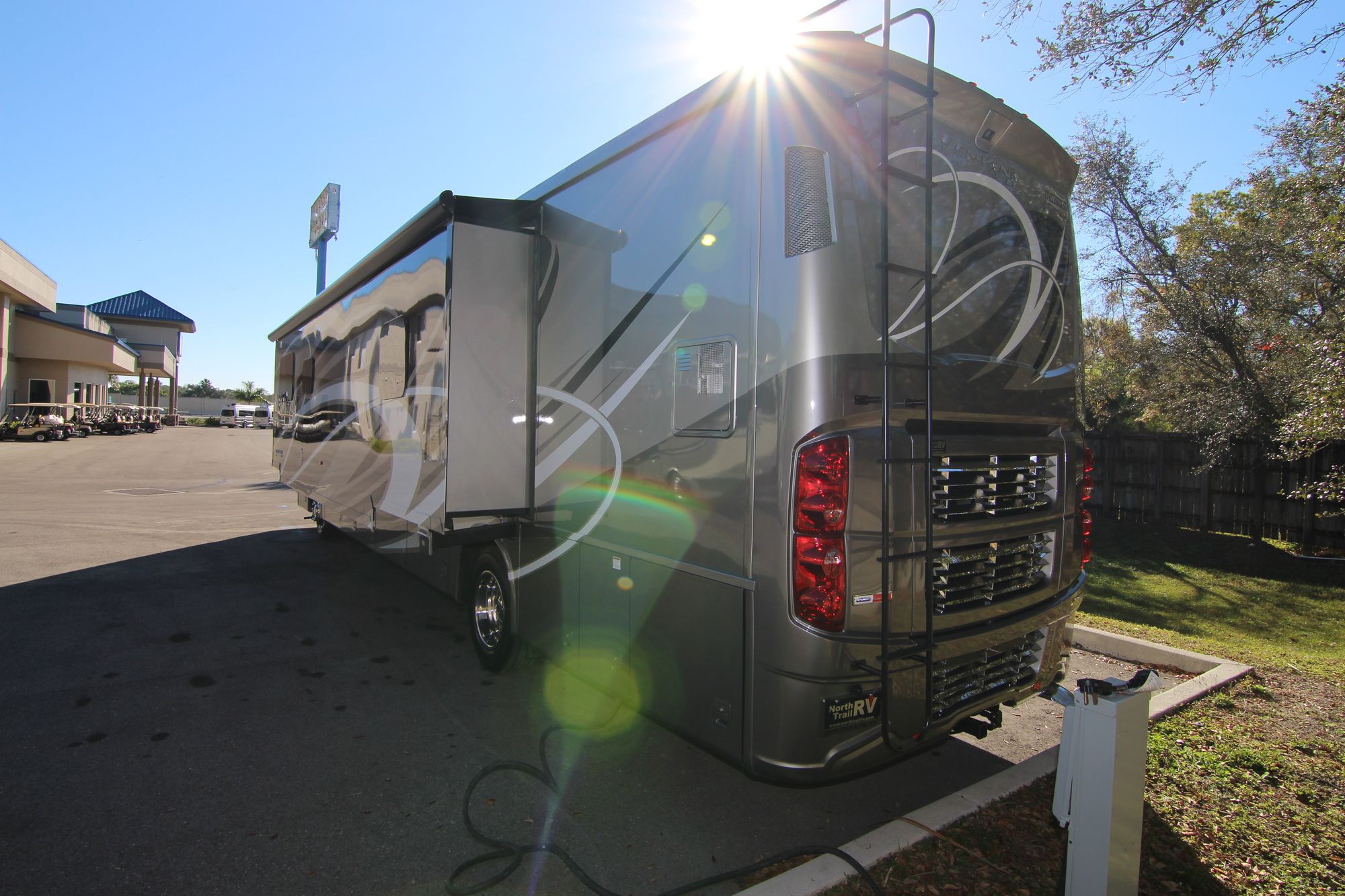 New 2019 Newmar Ventana Le 4002 Class A  For Sale