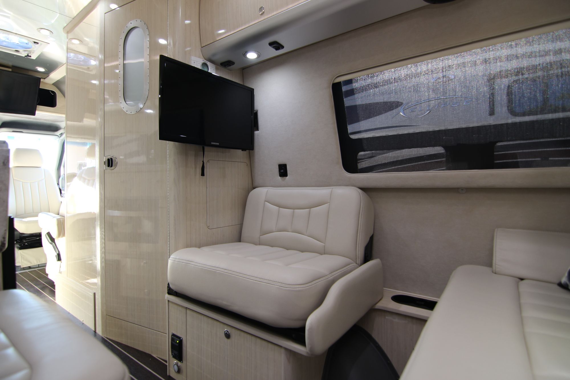 Used 2017 Airstream Interstate EXT LOUNGE Class B  For Sale