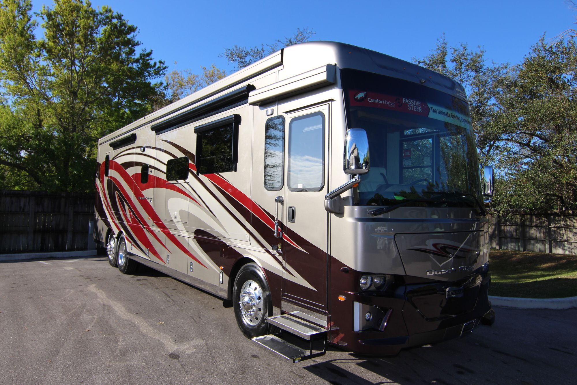 New 2019 Newmar Dutch Star 4018 Class A  For Sale