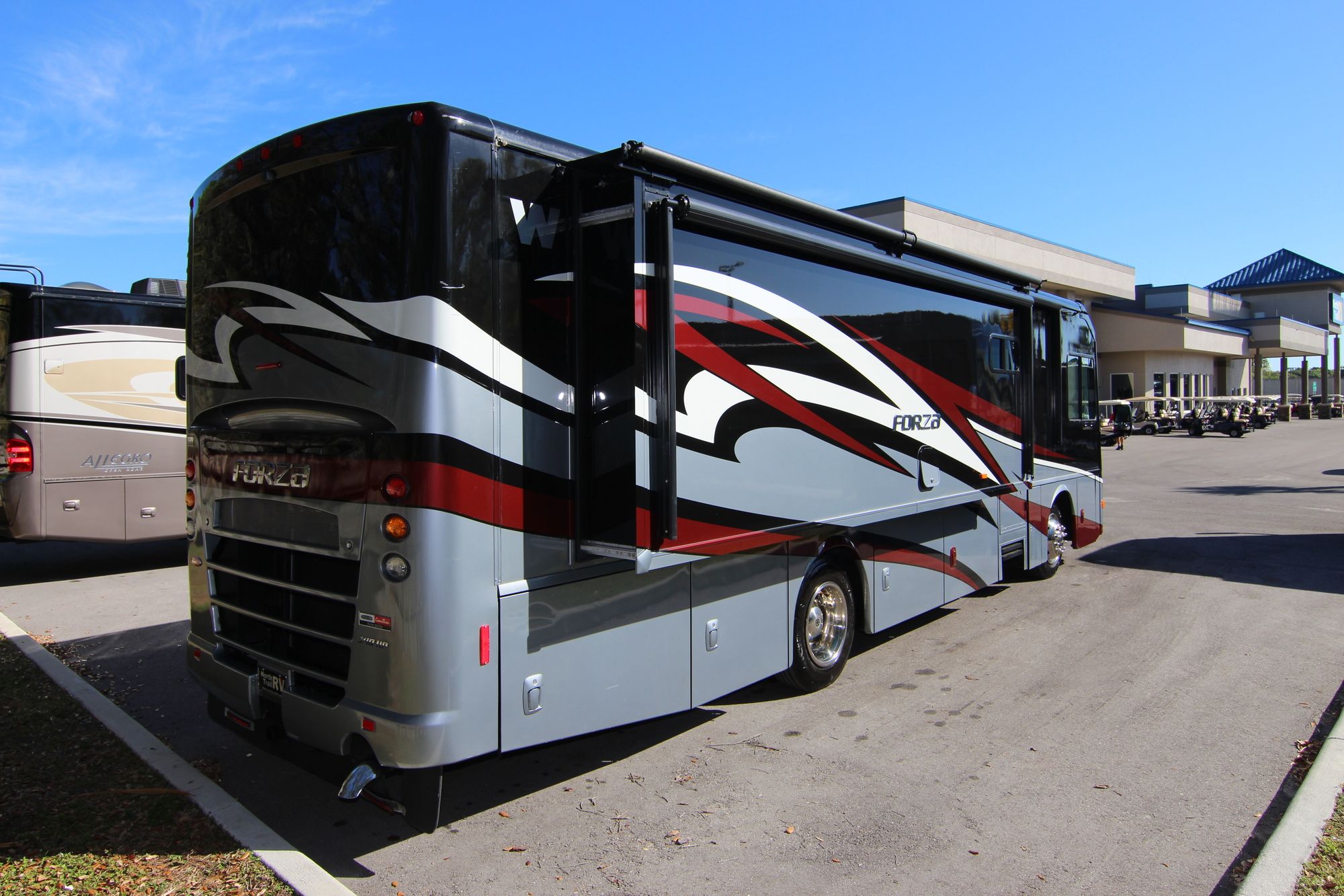 Used 2015 Winnebago Forza 34T Class A  For Sale