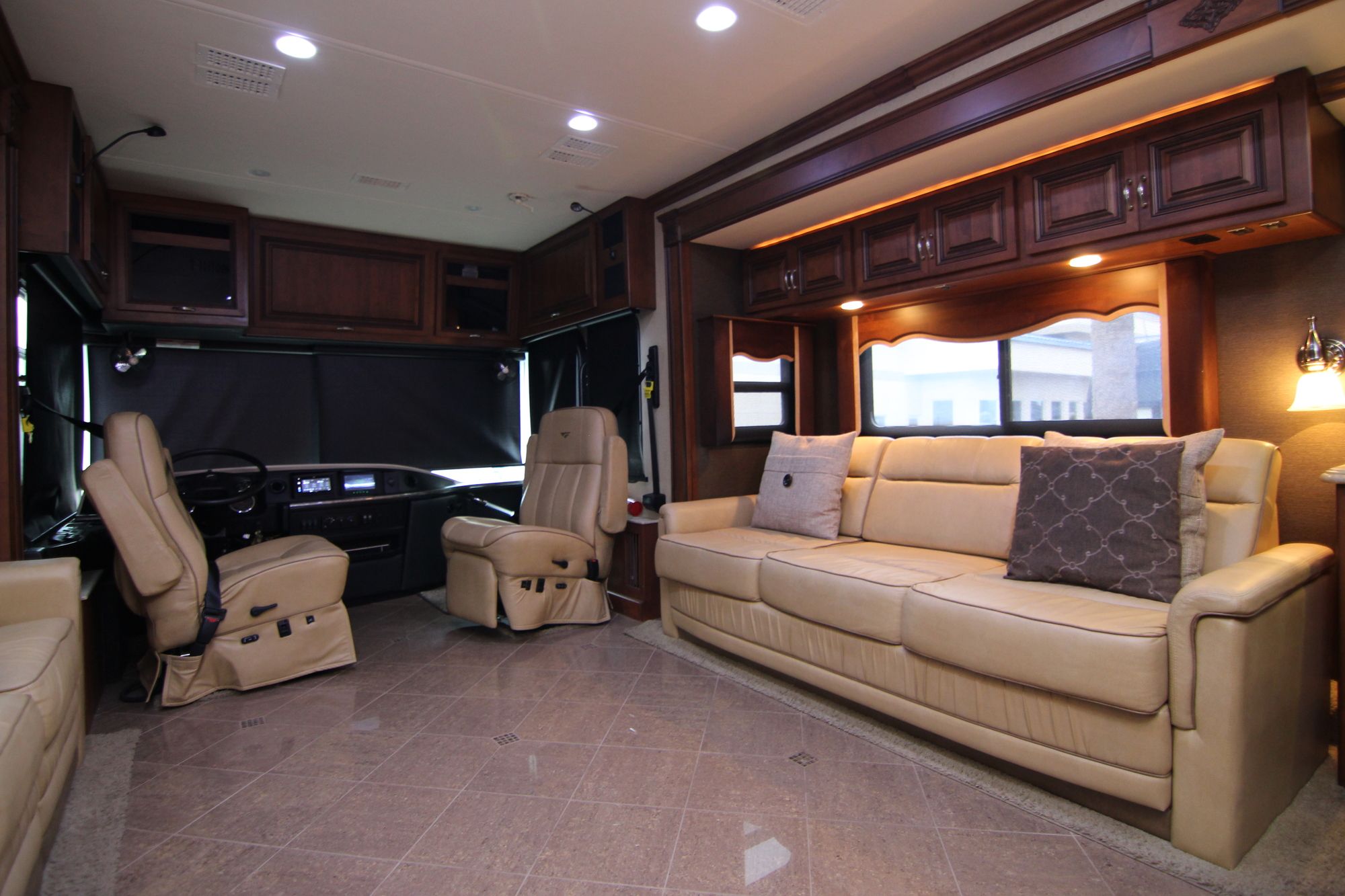 Used 2012 Fleetwood Providence 42M Class A  For Sale