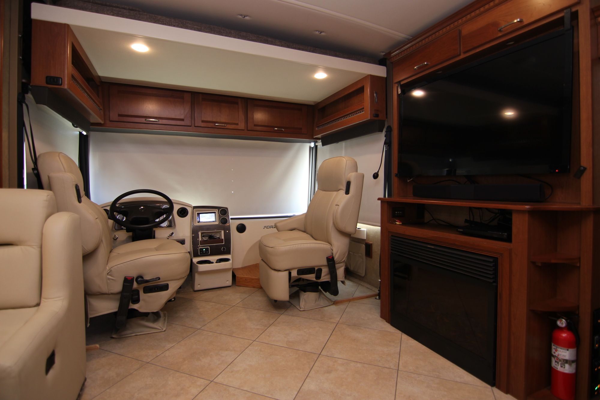 Used 2015 Winnebago Forza 34T Class A  For Sale