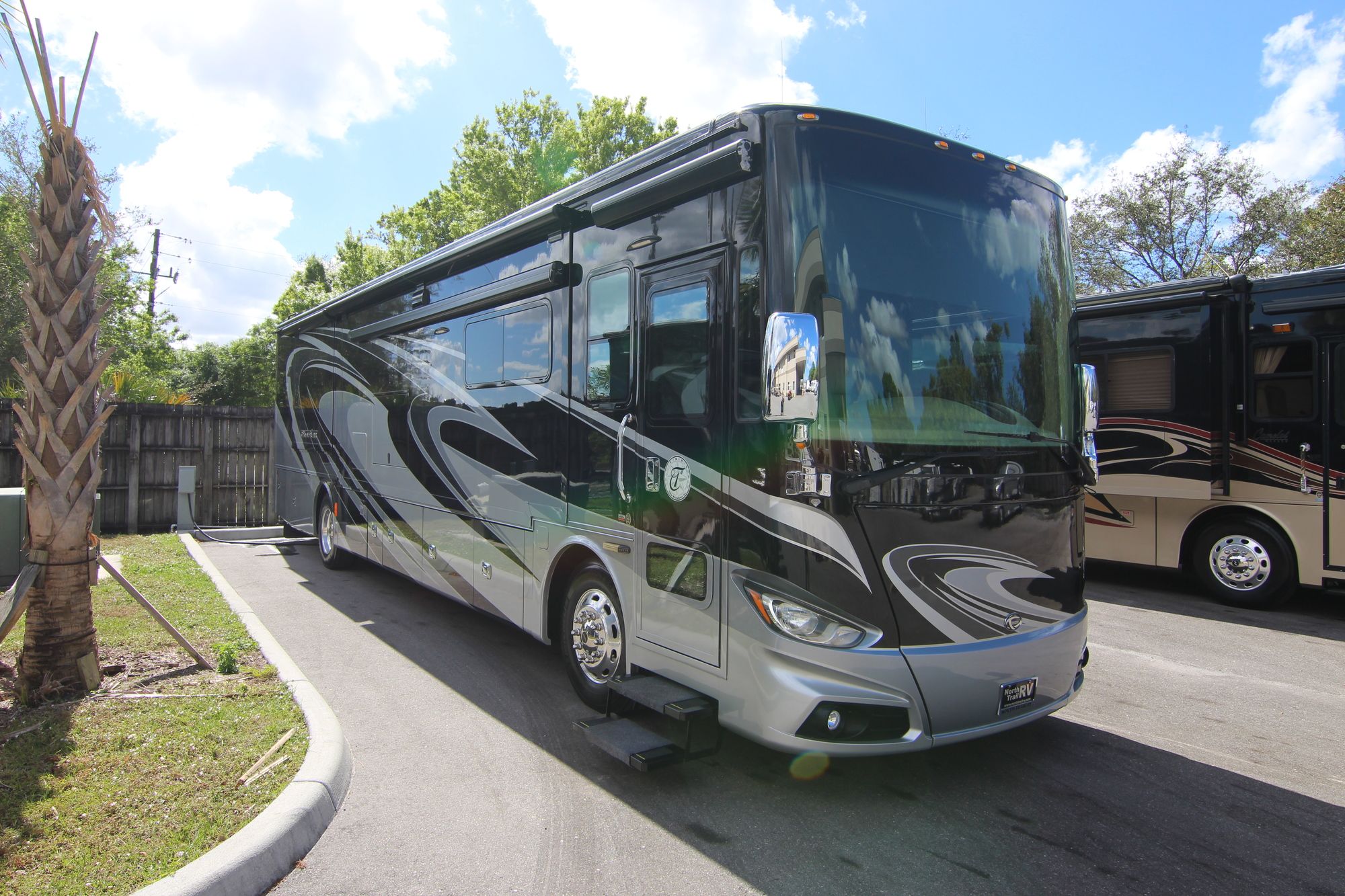 Used 2015 Tiffin Motor Homes Phaeton 40AH Class A  For Sale