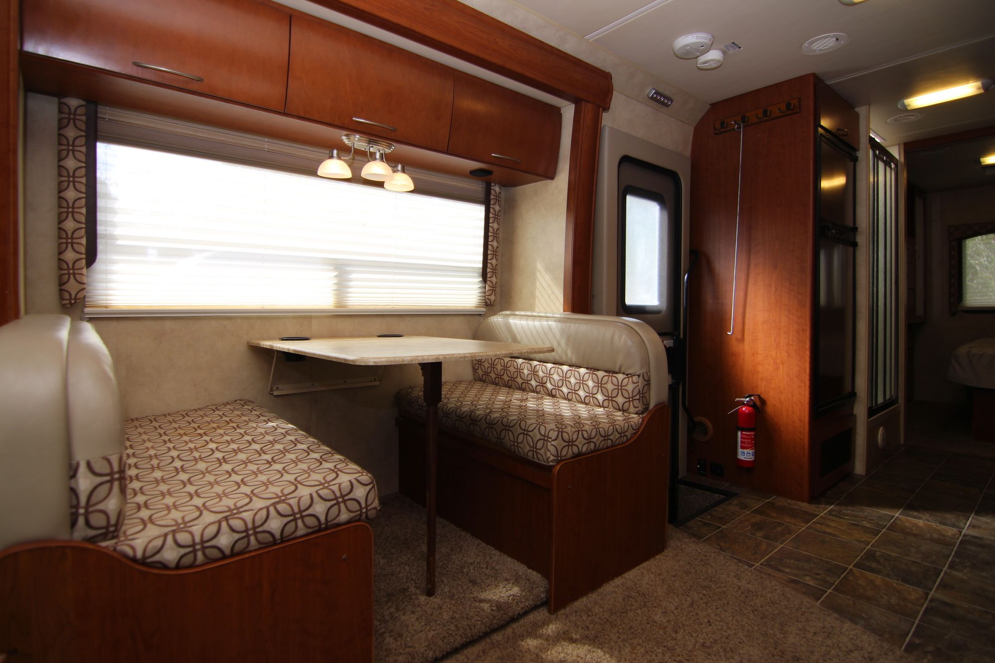 Used 2011 Four Winds Siesta 29BG Class C  For Sale