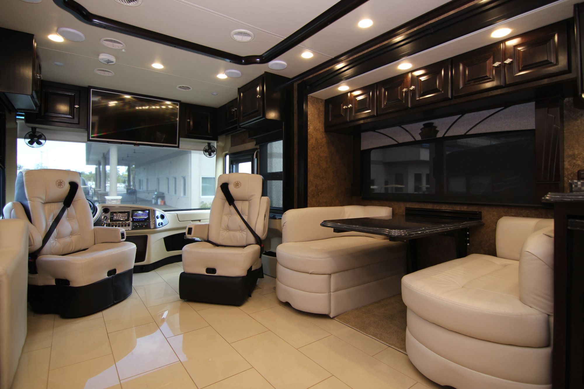 Used 2015 Tiffin Motor Homes Phaeton 40AH Class A  For Sale