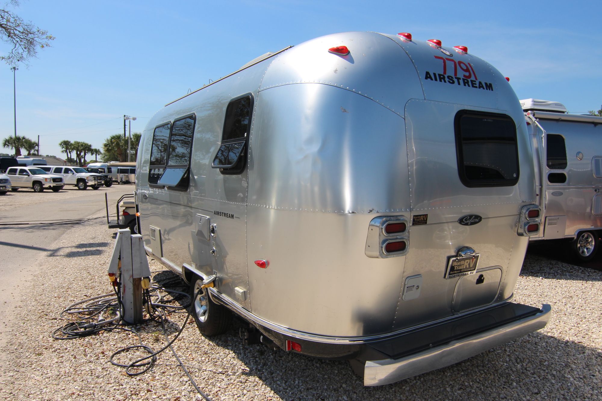 Used 2008 Airstream Safari 20 Travel Trailer  For Sale