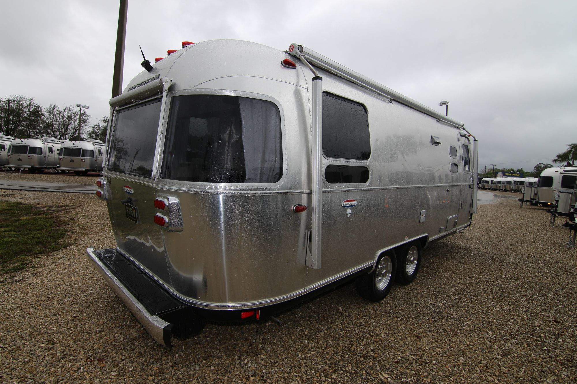 New 2019 Airstream Intl Serenity 25RB Travel Trailer  For Sale