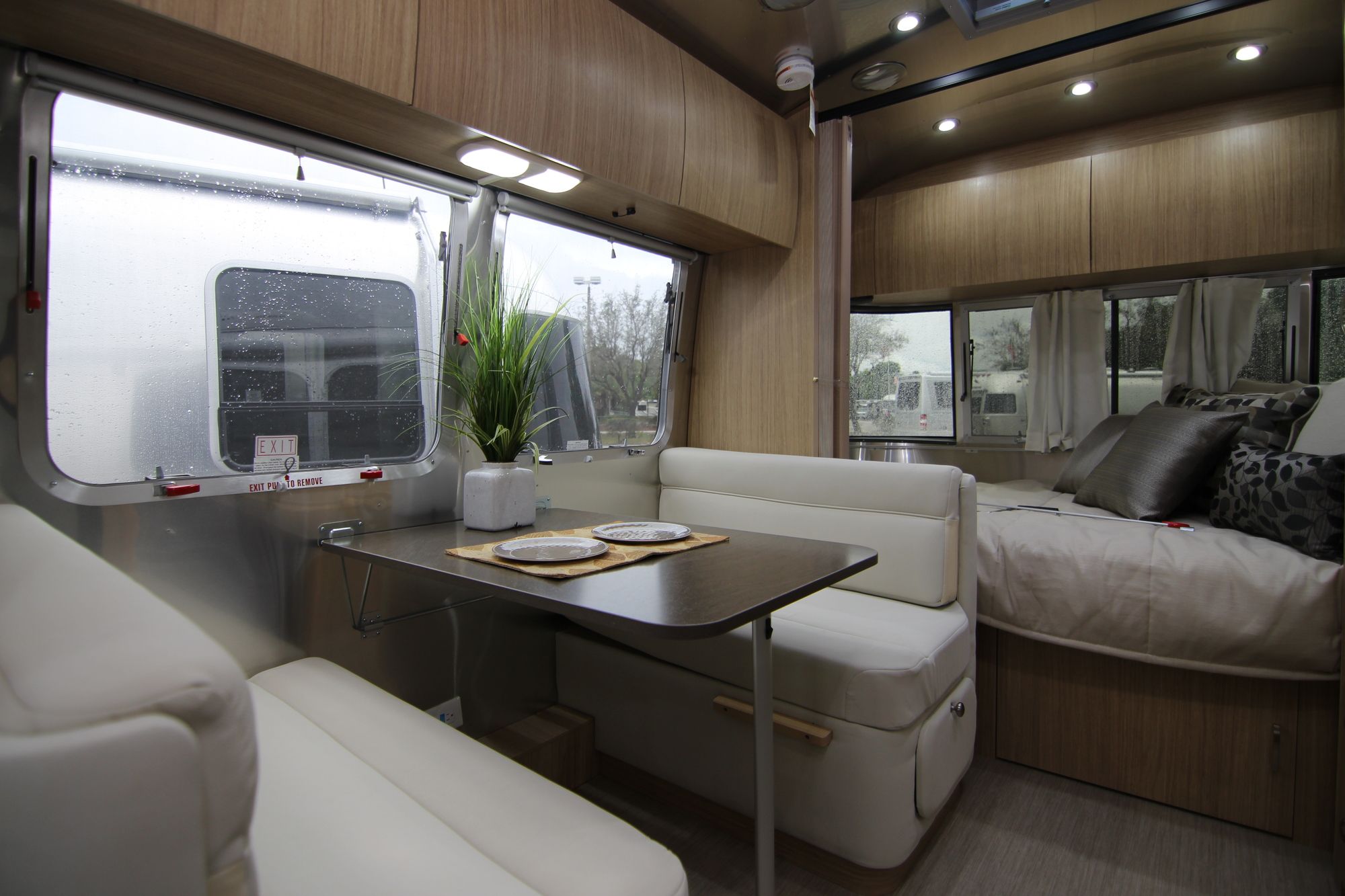 New 2019 Airstream Flying Cloud 20FB Travel Trailer  For Sale