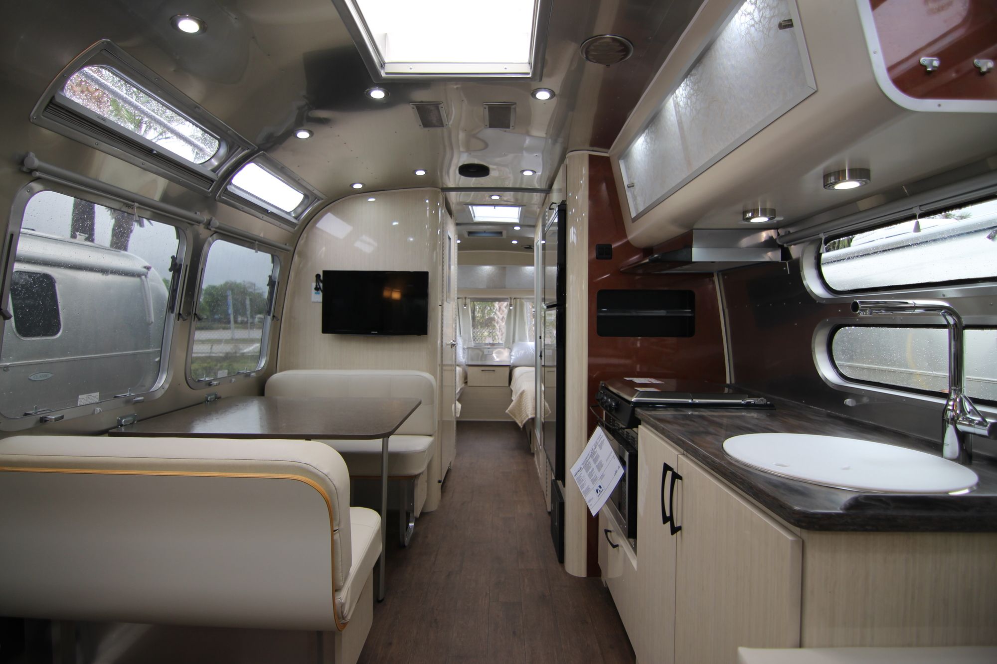 New 2019 Airstream Intl Serenity 28RB Travel Trailer  For Sale