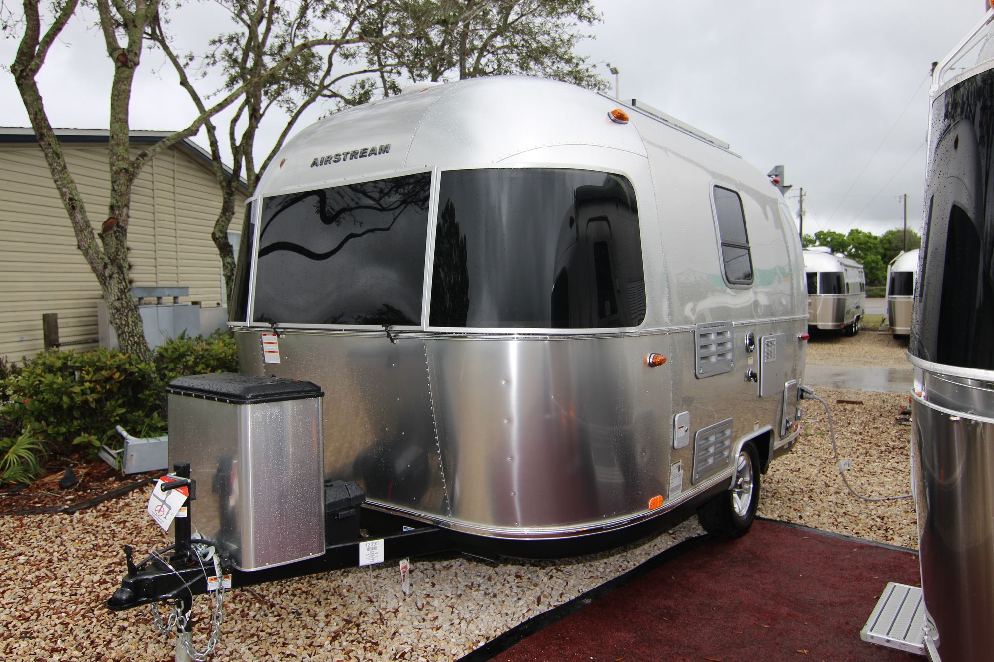 New 2019 Airstream Sport 16RB Travel Trailer  For Sale