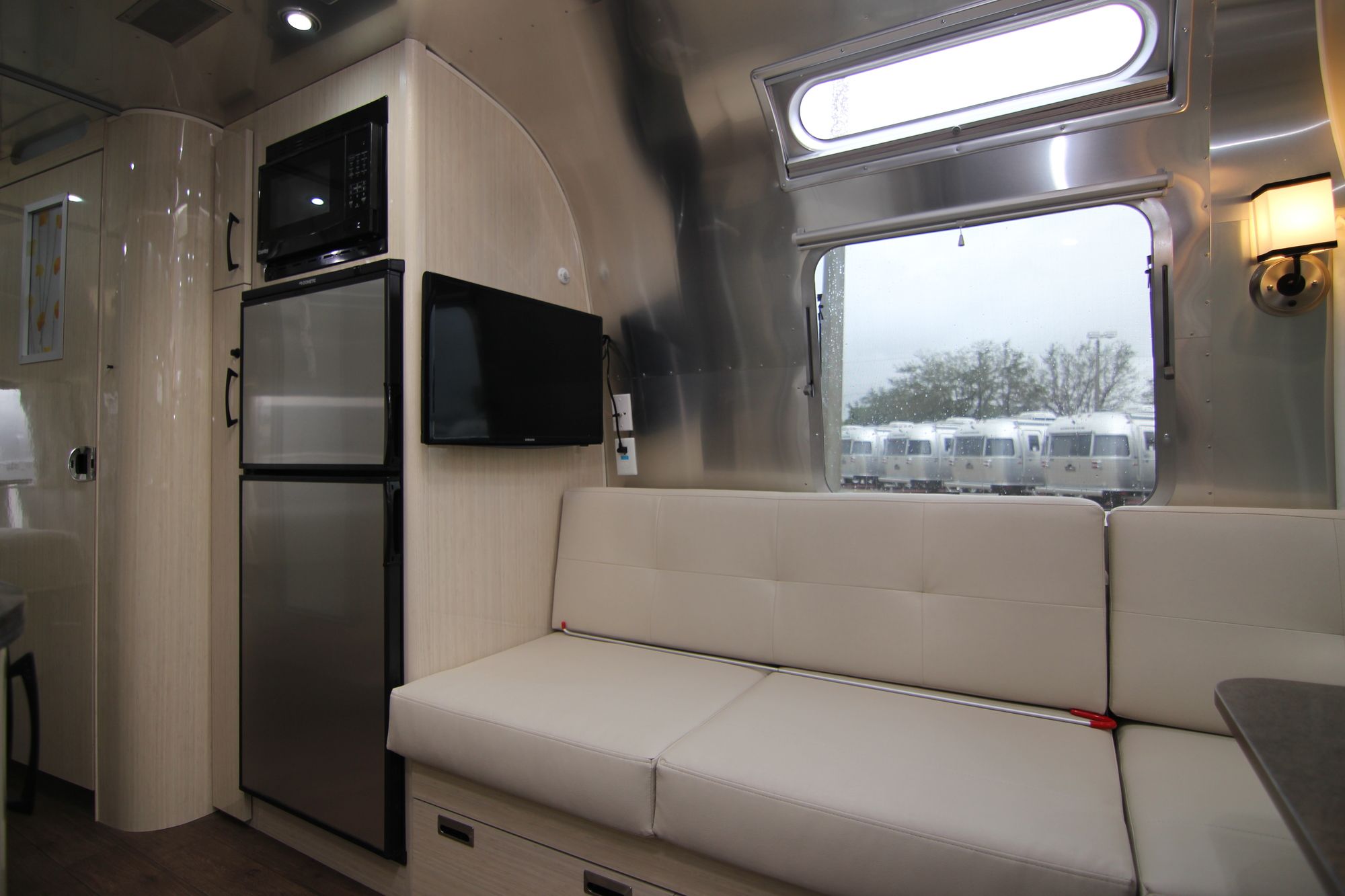 New 2019 Airstream Intl Serenity 25RB Travel Trailer  For Sale