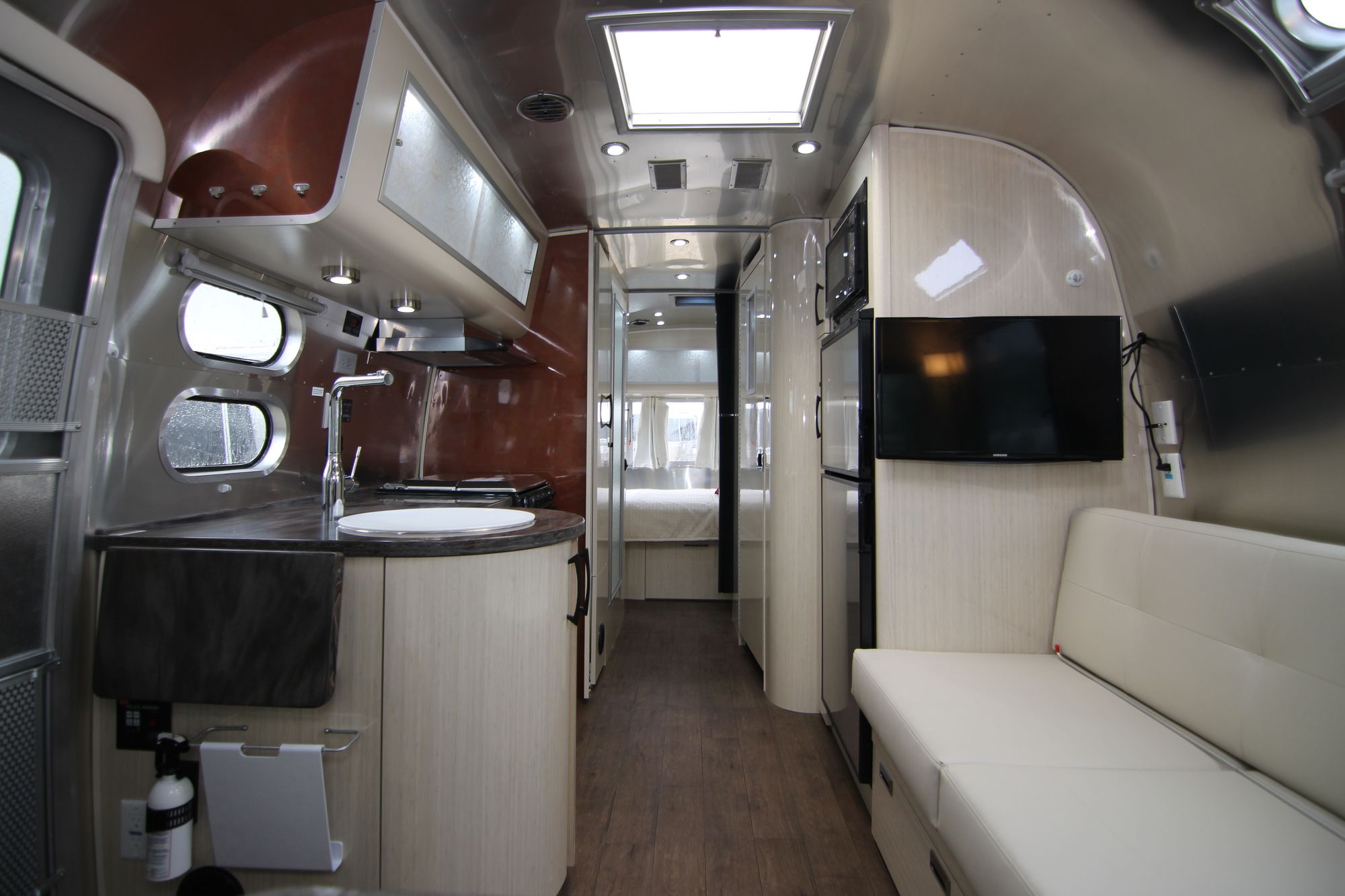 New 2019 Airstream Intl Serenity 25RB Travel Trailer  For Sale