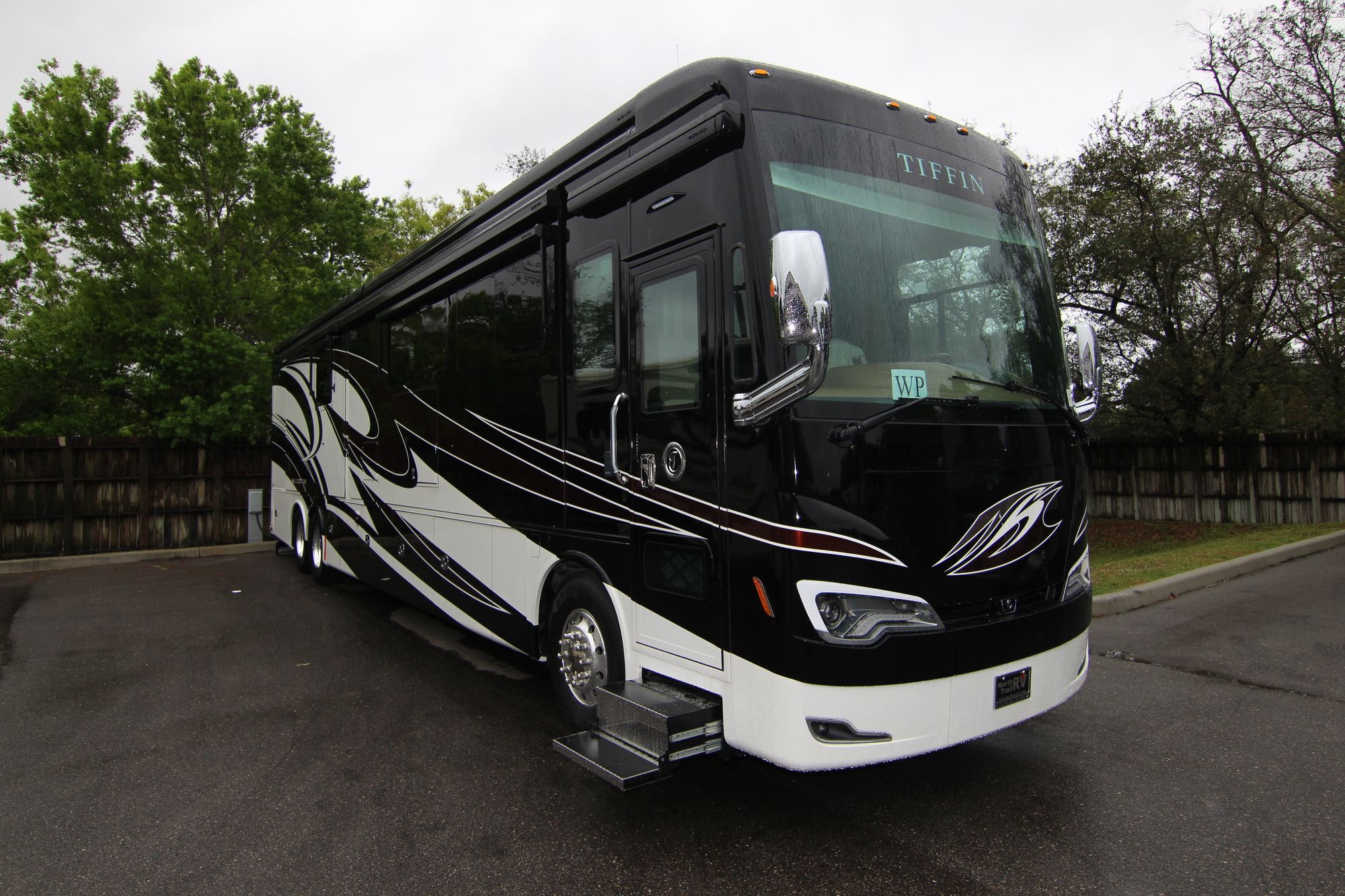 New 2019 Tiffin Motor Homes Allegro Bus 45OPP Class A  For Sale