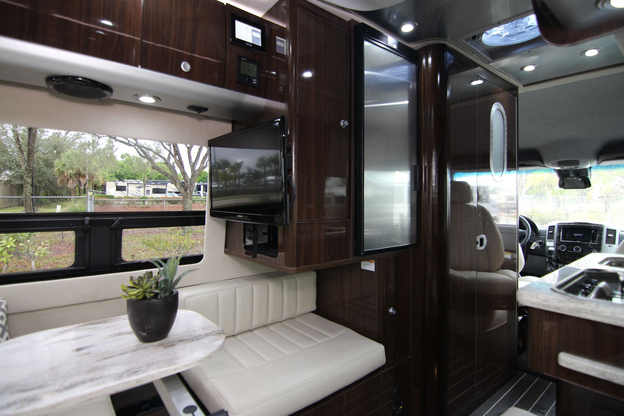 New 2019 Airstream Interstate 2500 Class B  For Sale