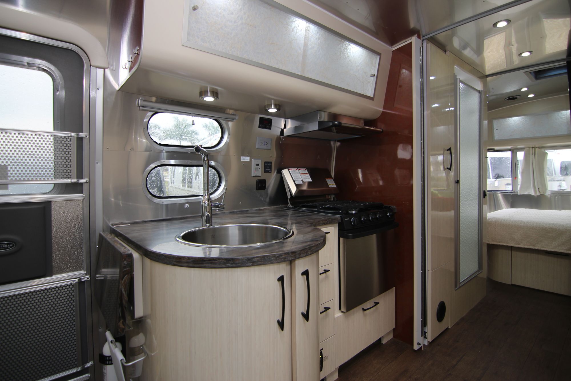 New 2019 Airstream Intl Serenity 25RB Travel Trailer  For Sale