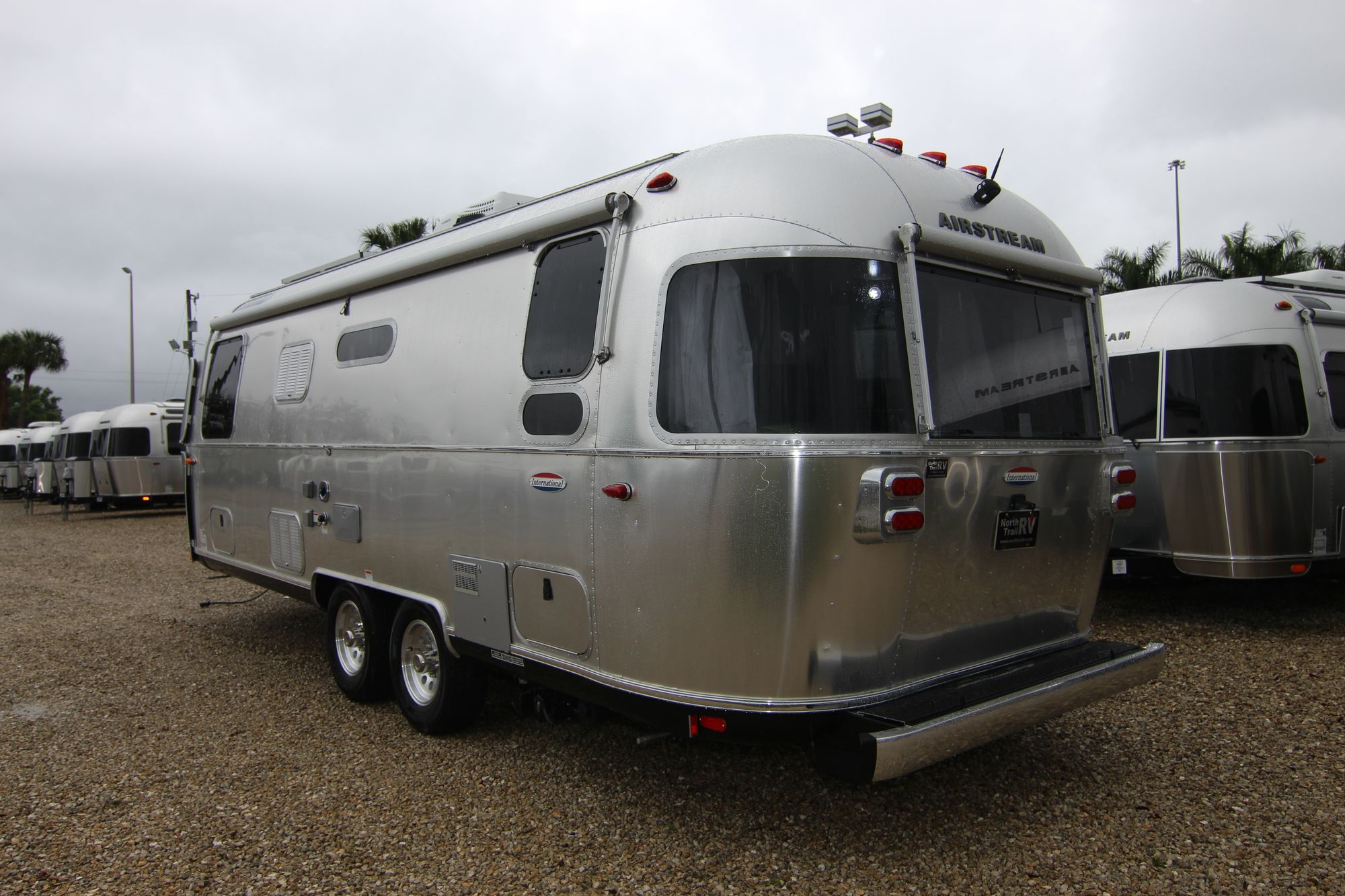 New 2019 Airstream Intl Serenity 25RB Travel Trailer  For Sale