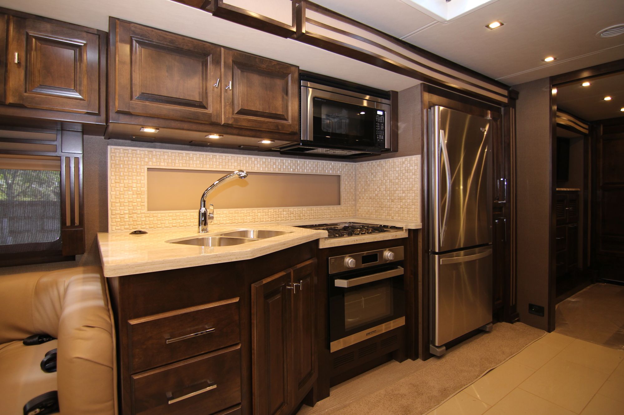 New 2019 Tiffin Motor Homes Allegro Red 33AA Class A  For Sale