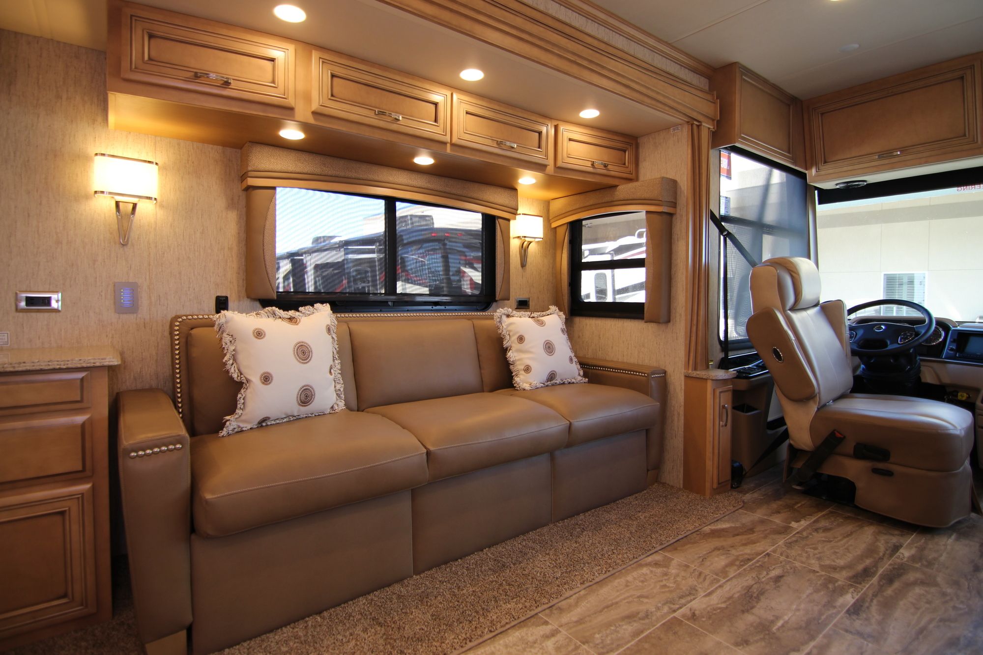 New 2019 Newmar Ventana Le 4037 Class A  For Sale