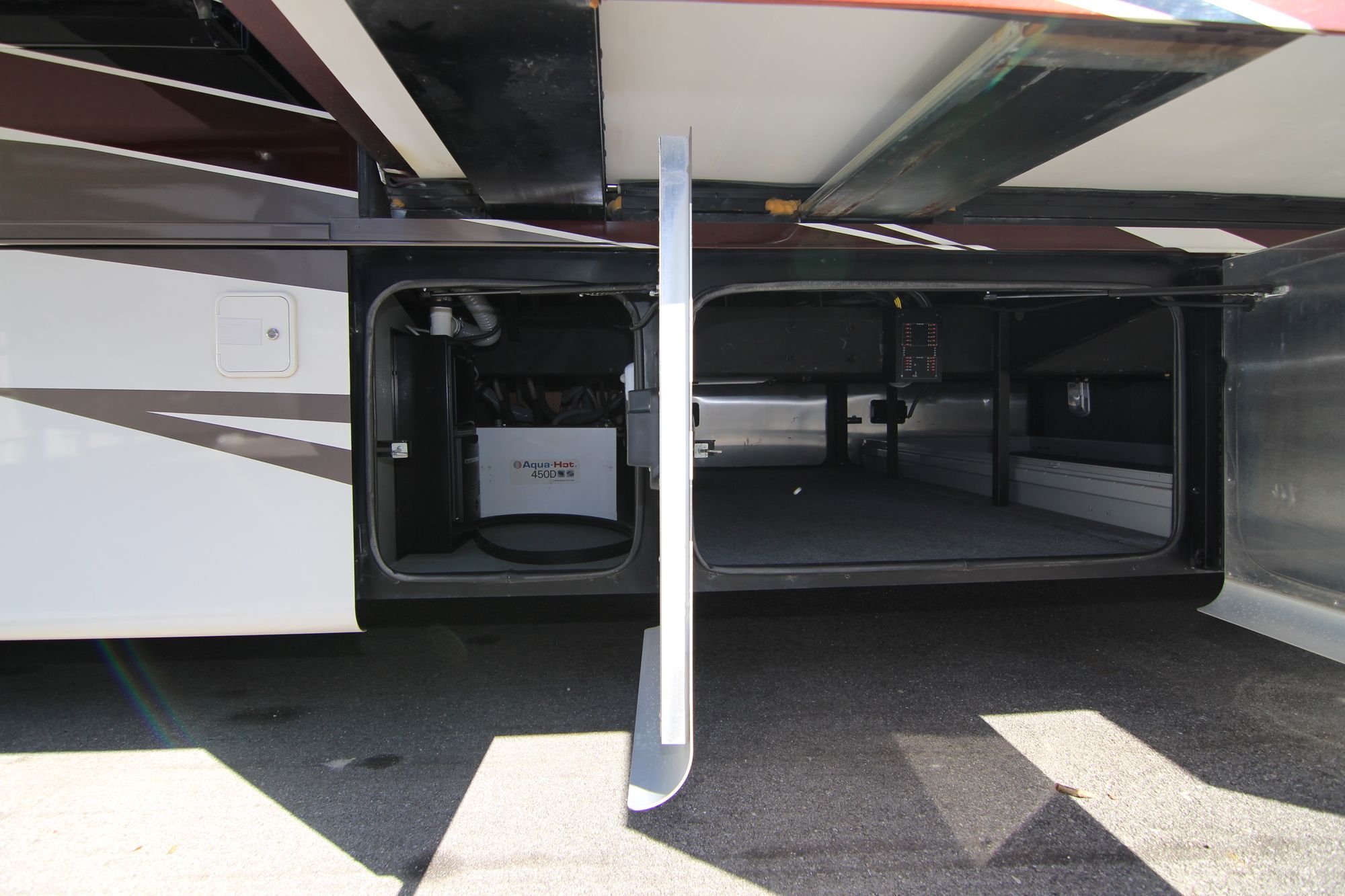 Used 2014 Tiffin Motor Homes Allegro Bus 45LP Class A  For Sale