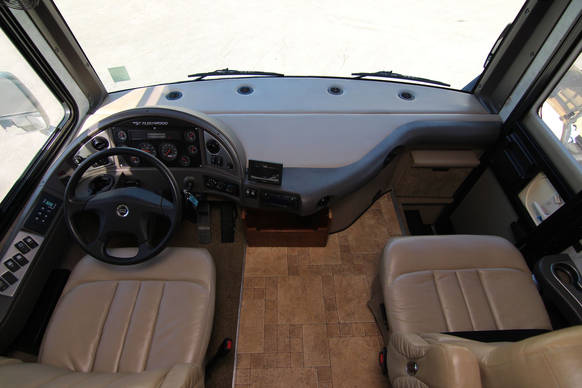 Used 2008 Fleetwood Bounder 38F Class A  For Sale