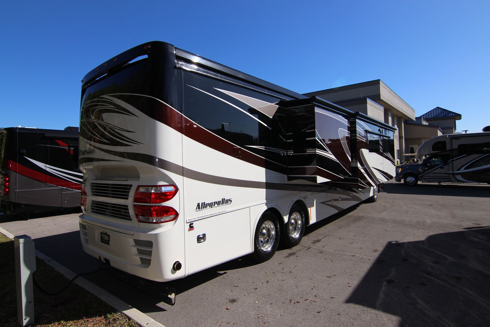 Used 2014 Tiffin Motor Homes Allegro Bus 45LP Class A  For Sale