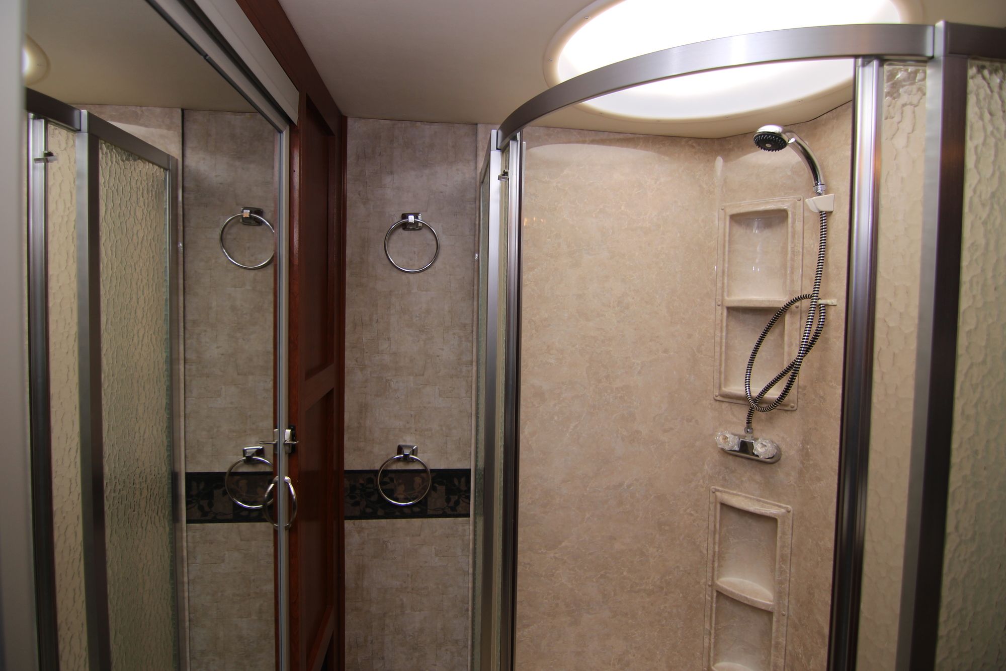 Used 2008 Fleetwood Bounder 38F Class A  For Sale