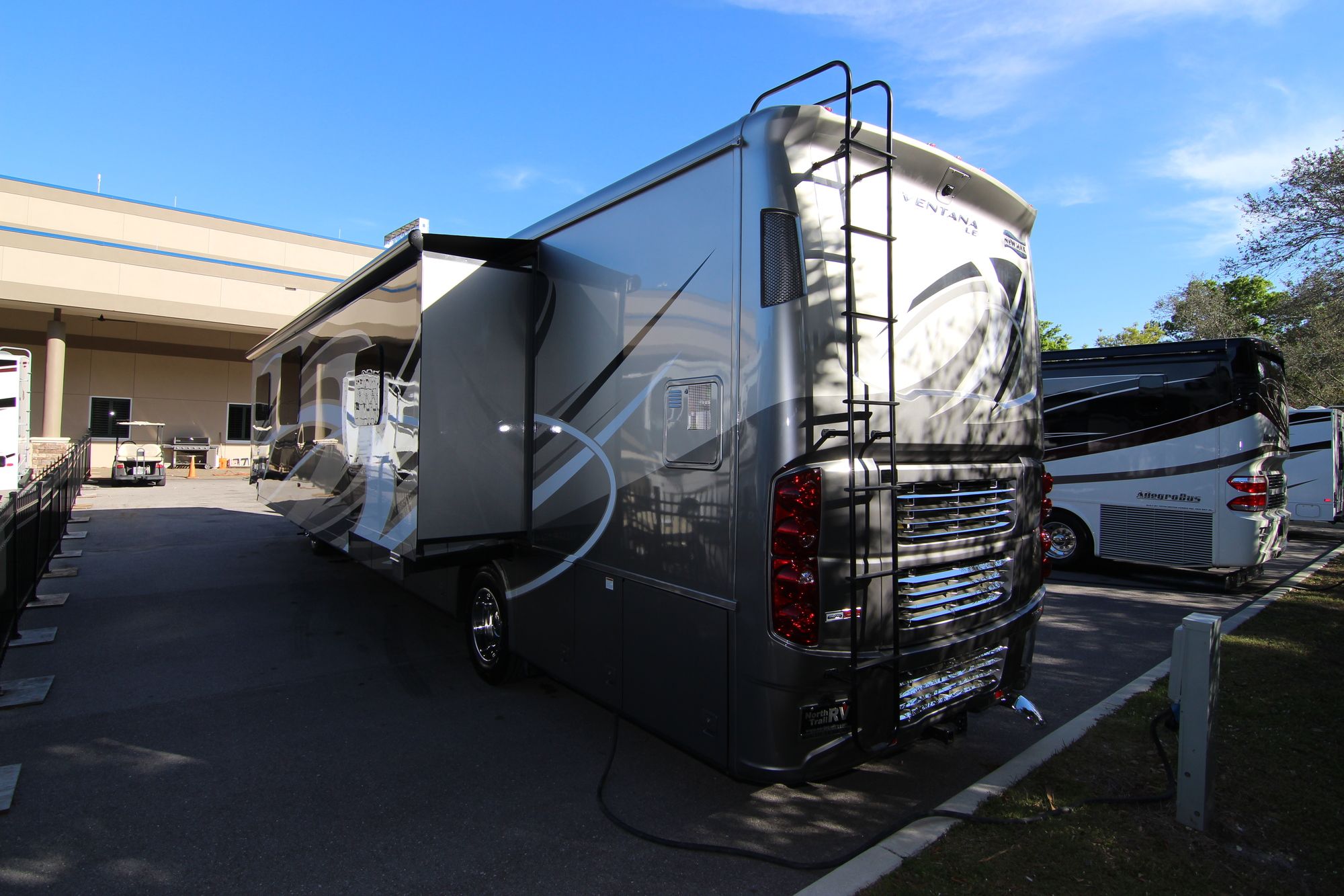 New 2019 Newmar Ventana Le 4037 Class A  For Sale