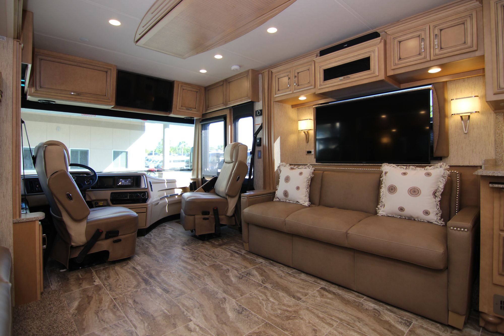 New 2019 Newmar Ventana Le 4037 Class A  For Sale