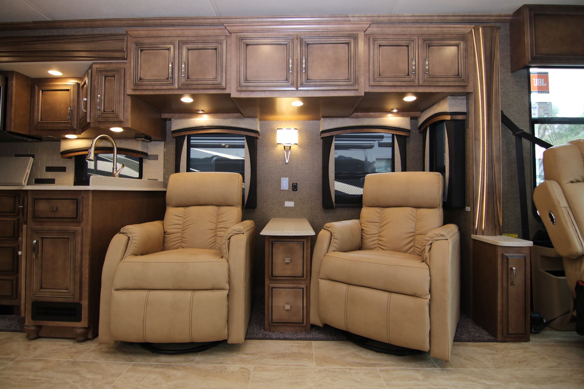 New 2019 Newmar Ventana Le 4002 Class A  For Sale