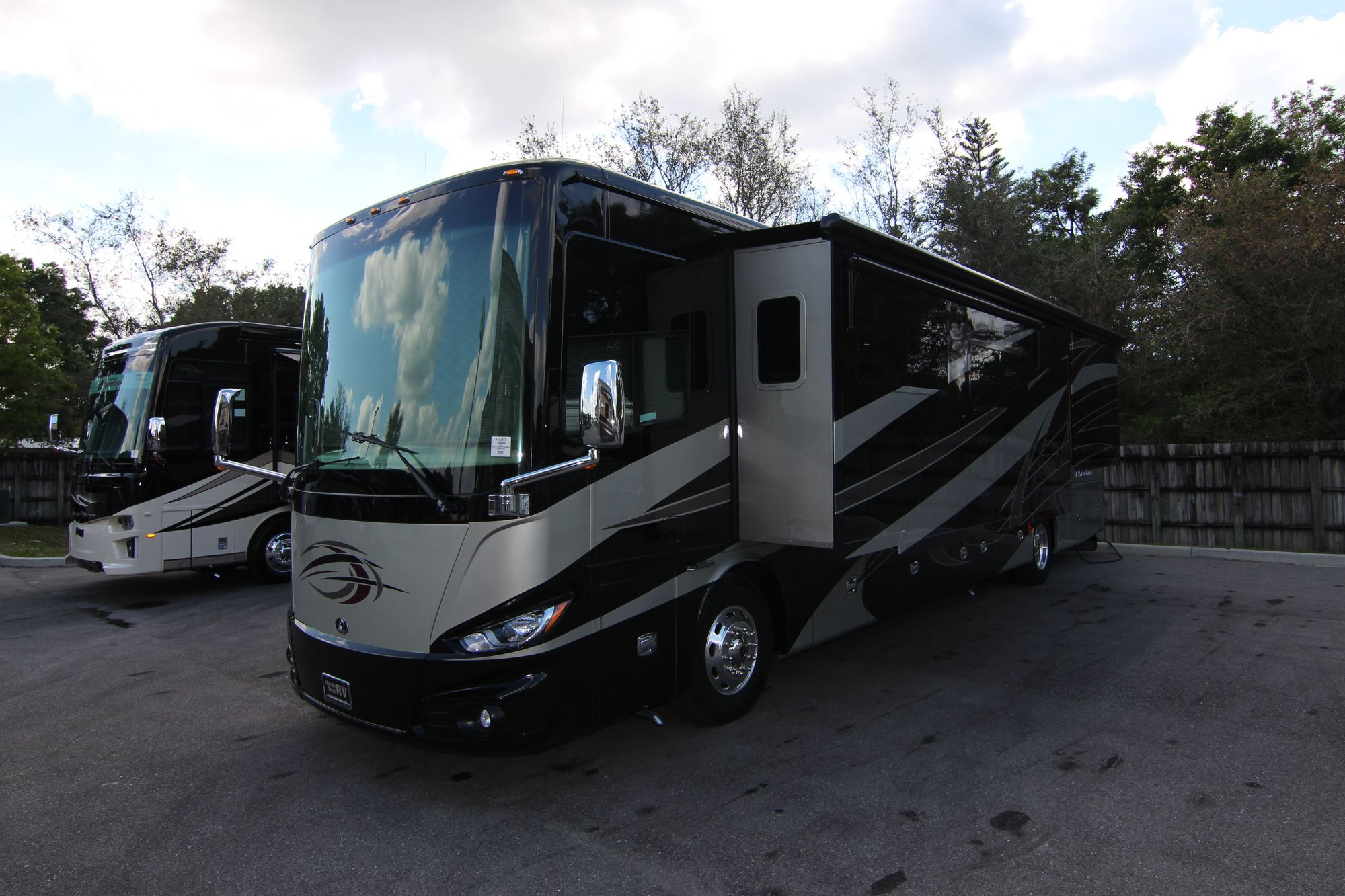 New 2019 Tiffin Motor Homes Phaeton 40QBH Class A  For Sale