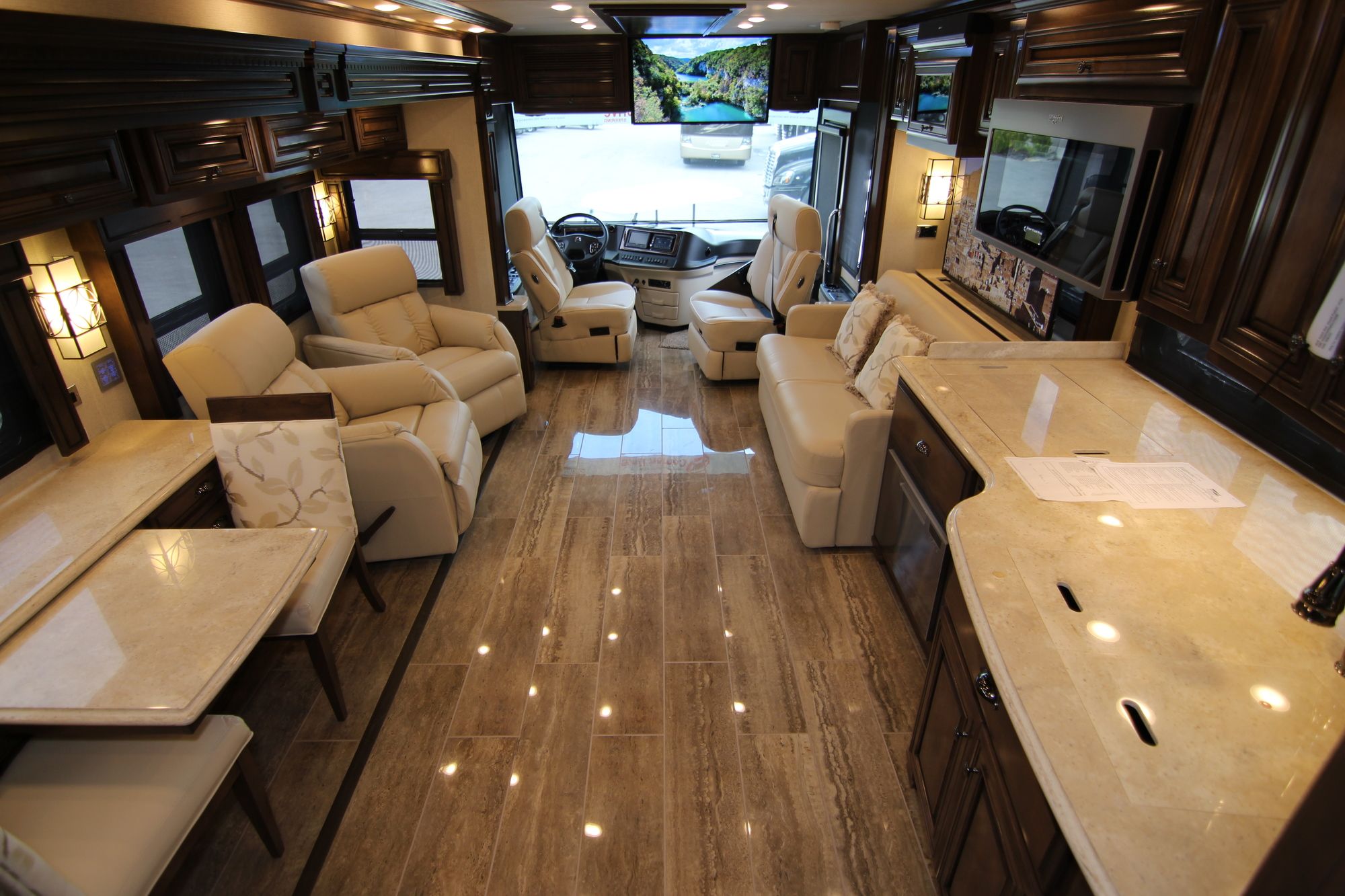 New 2019 Newmar Dutch Star 3736 Class A  For Sale