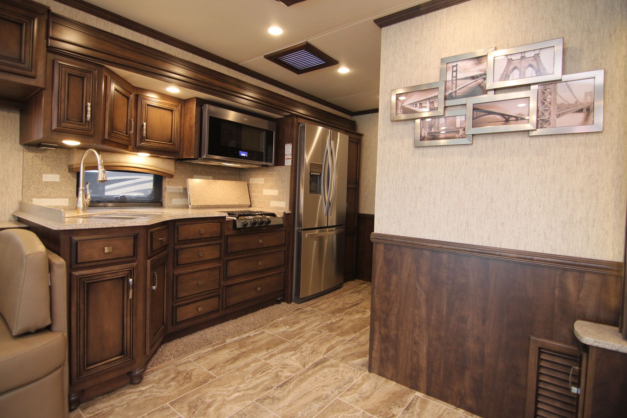 New 2019 Newmar Ventana Le 3412 Class A  For Sale