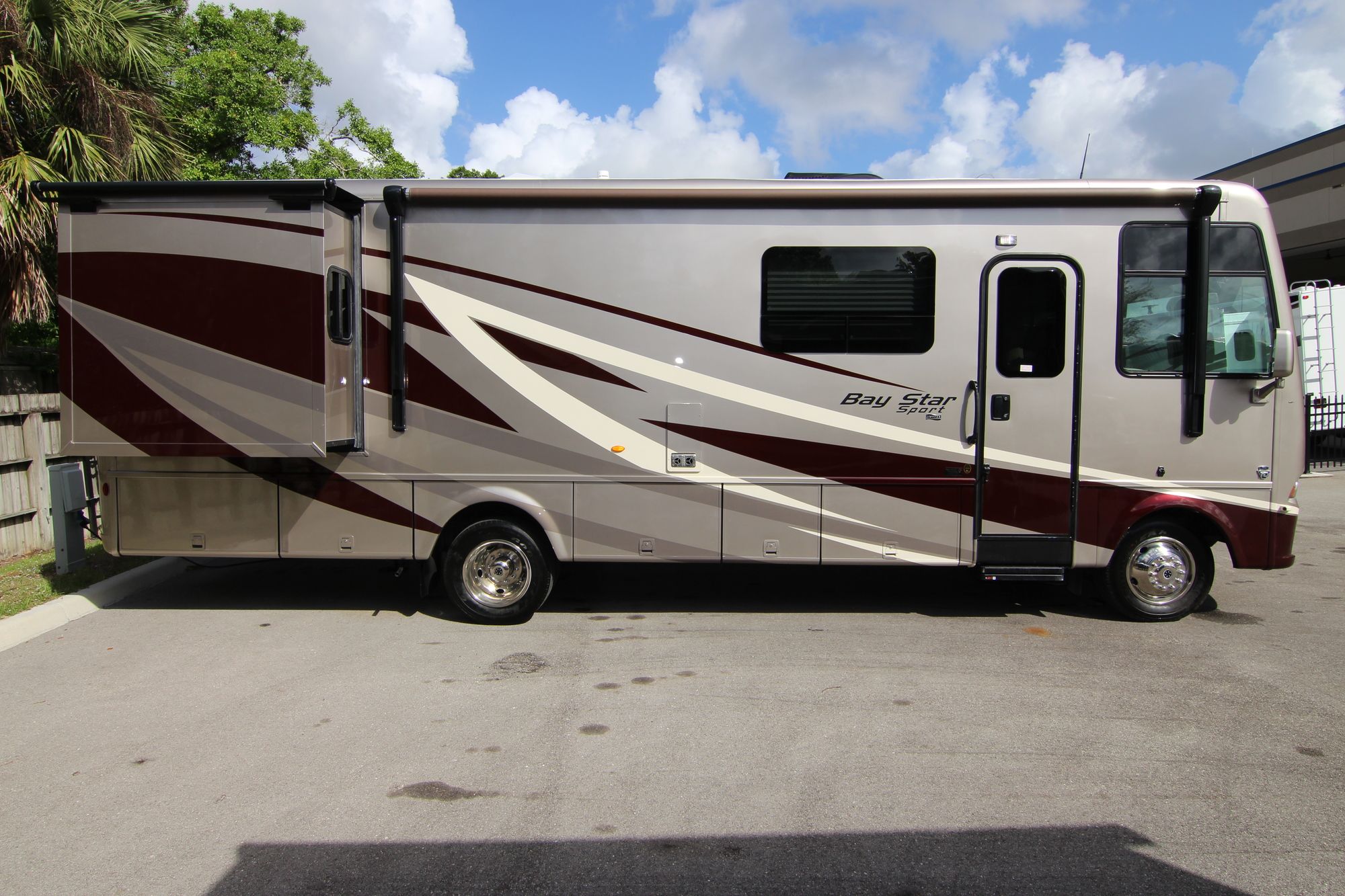 New 2019 Newmar Bay Star Sport 3014 Class A  For Sale