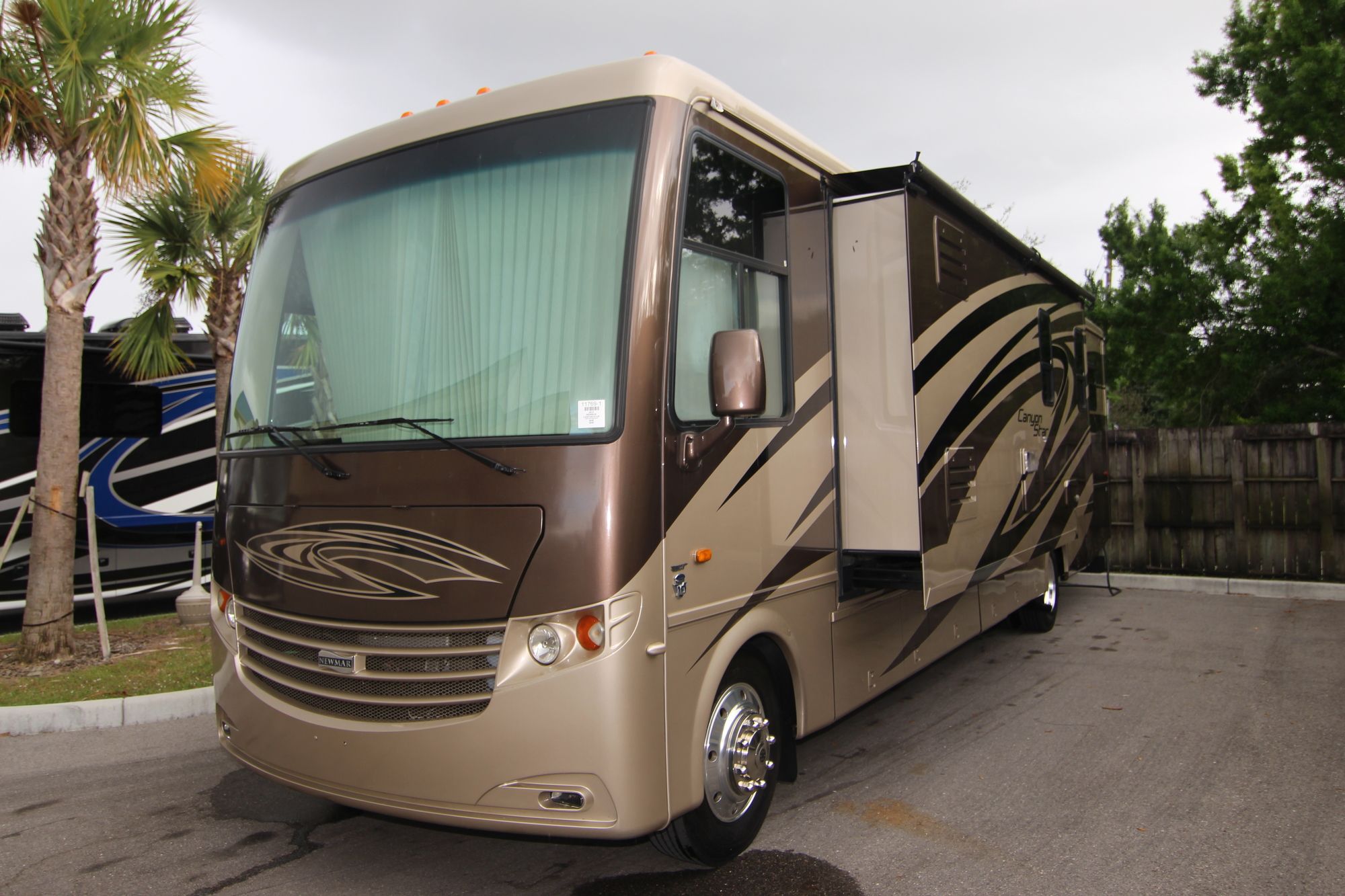 Used 2012 Newmar Canyon Star 3856 Class A  For Sale