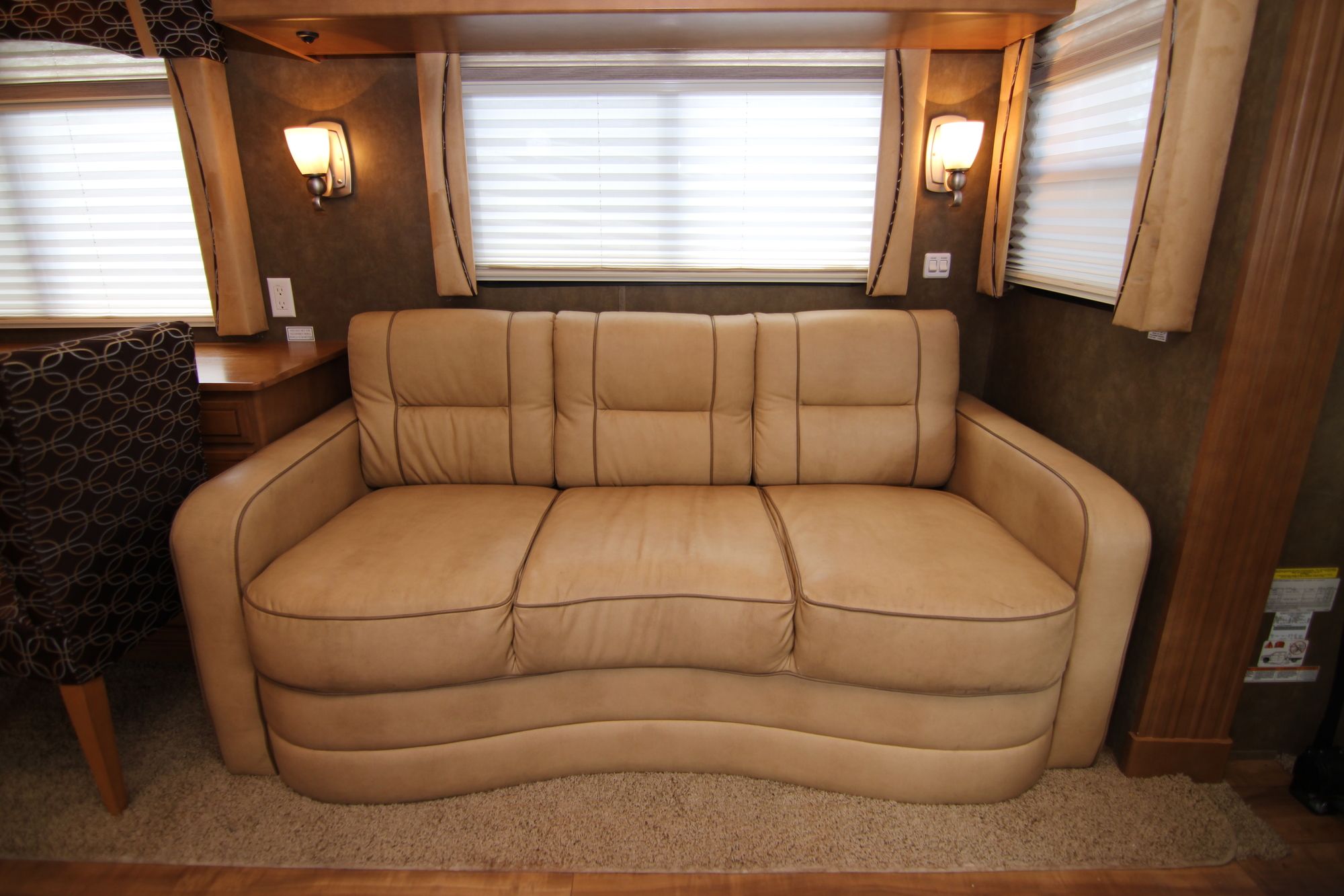 Used 2013 Newmar Canyon Star 3940 Class A  For Sale