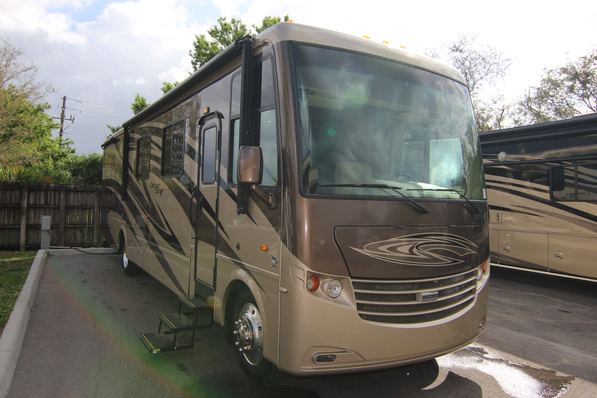 Used 2012 Newmar Canyon Star 3856 Class A  For Sale