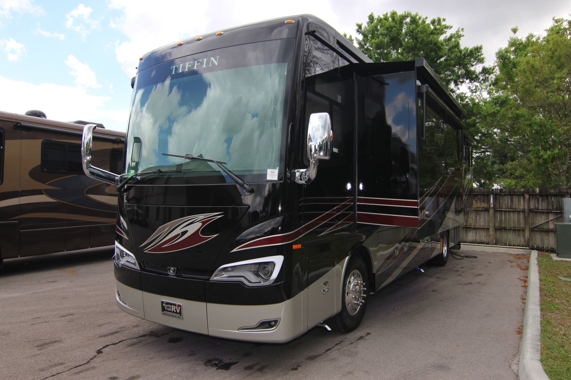 New 2019 Tiffin Motor Homes Allegro Bus 37AP Class A  For Sale