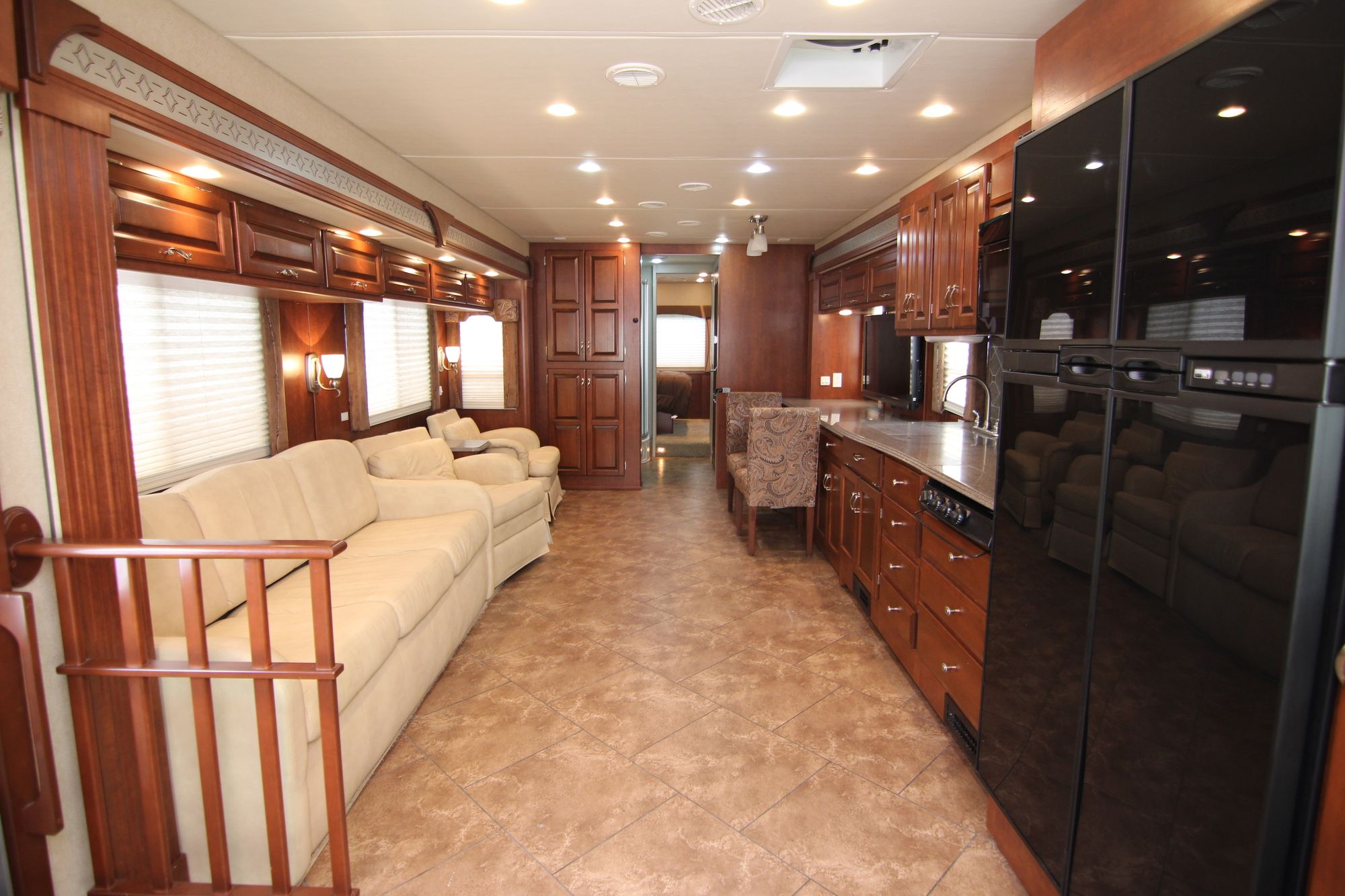 Used 2012 Newmar Canyon Star 3856 Class A  For Sale