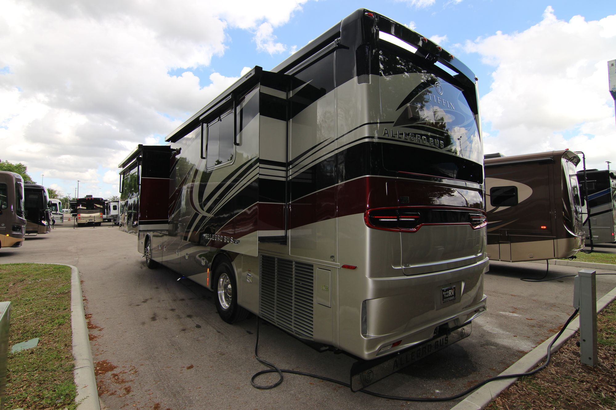 New 2019 Tiffin Motor Homes Allegro Bus 37AP Class A  For Sale