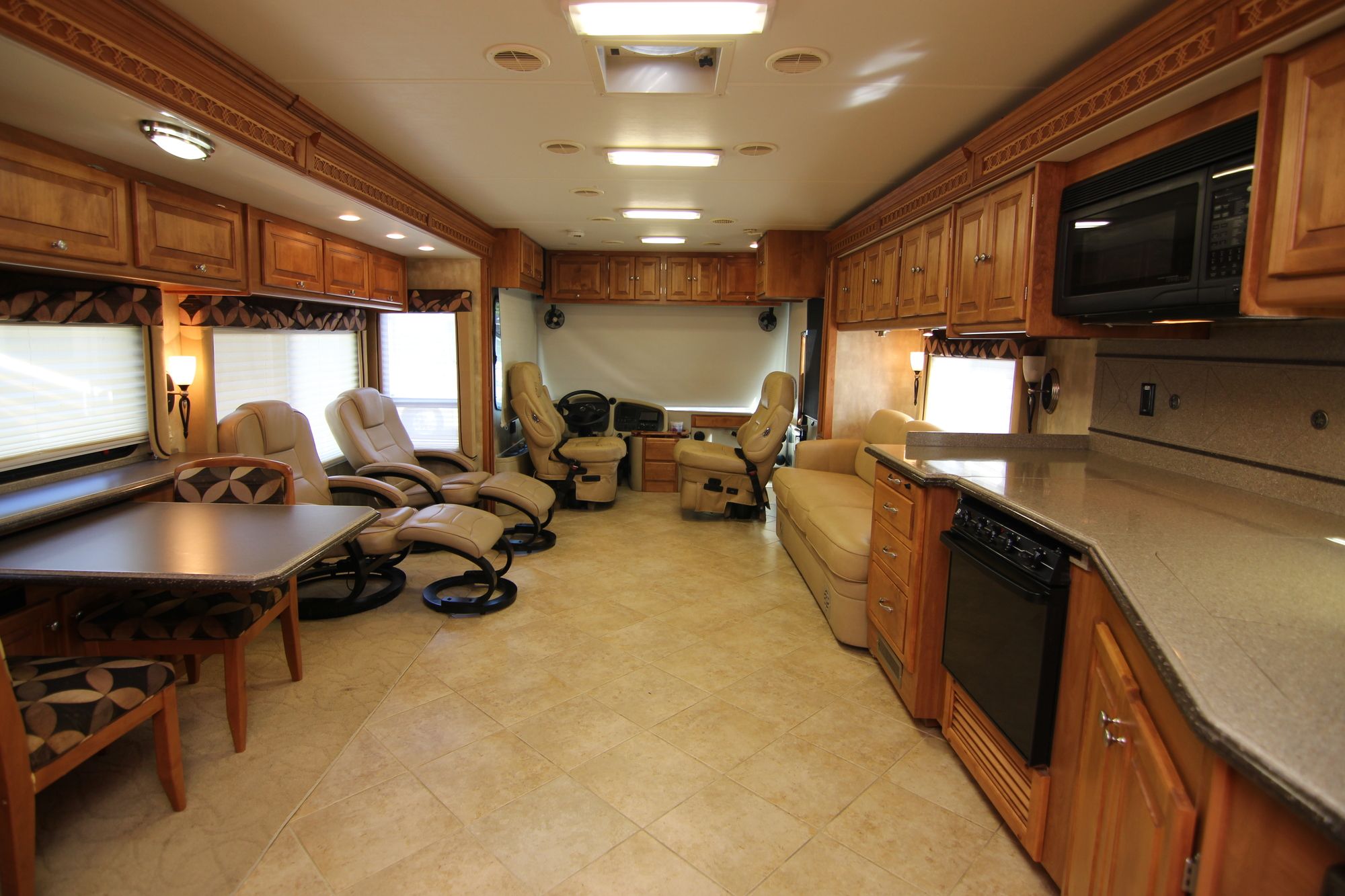 Used 2008 Tiffin Motor Homes Phaeton 42QRH Class A  For Sale