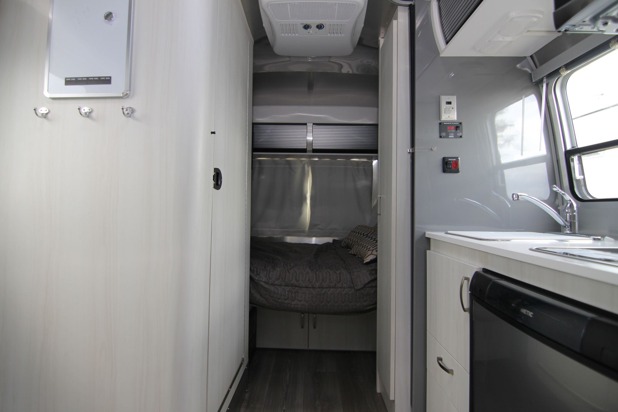 New 2019 Airstream Sport 16RB Travel Trailer  For Sale