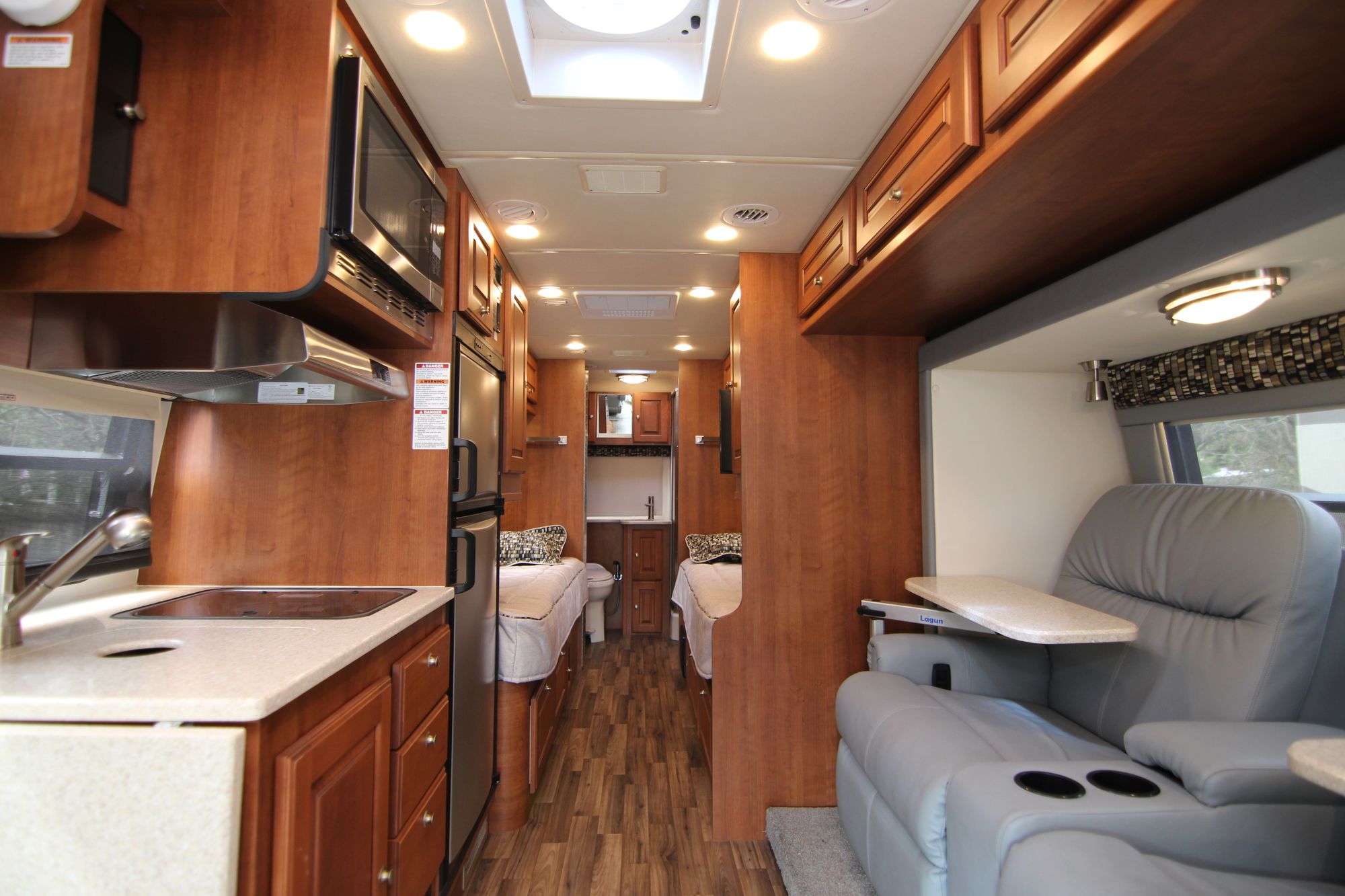 Used 2019 Coach House Platinum 261XL Class C  For Sale