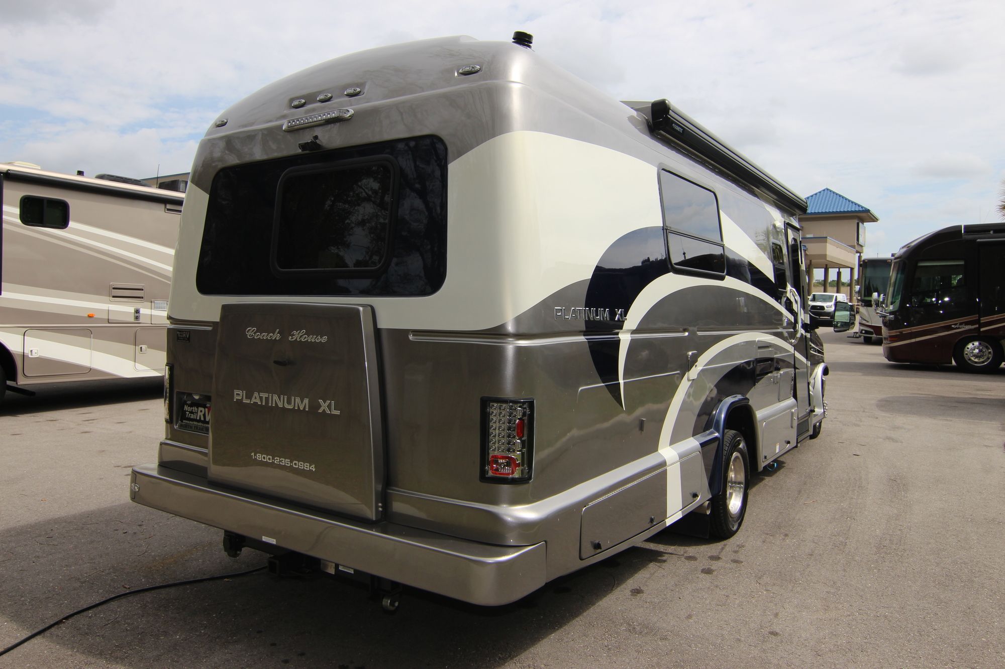 Used 2019 Coach House Platinum 261XL Class C  For Sale